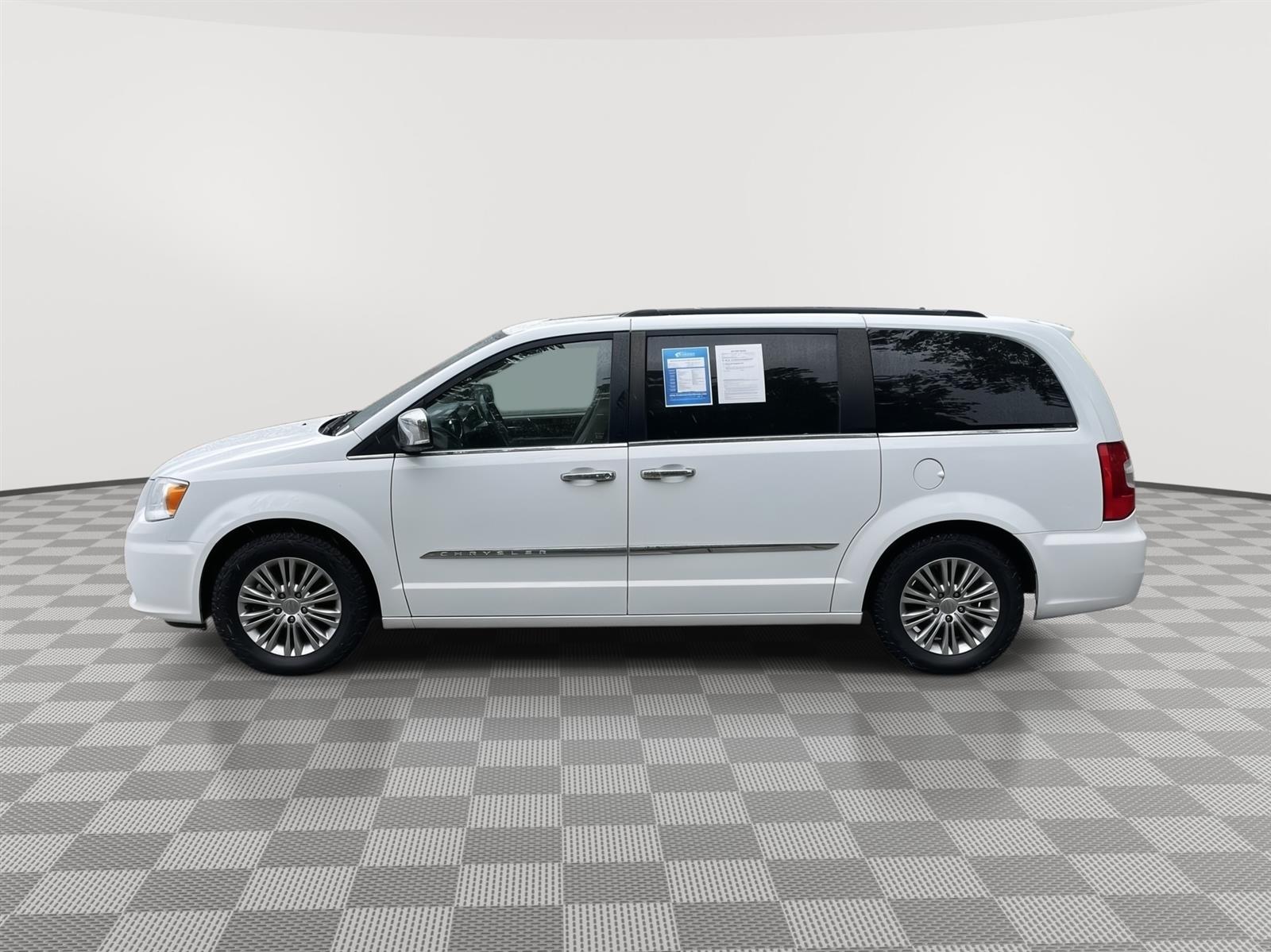Used 2016 Chrysler Town And Country Touring-L Anniversary Edition Minivans for sale in Lincoln NE