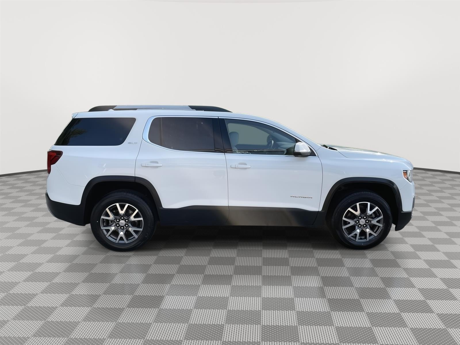 Used 2023 GMC Acadia SLT 4 door for sale in Lincoln NE
