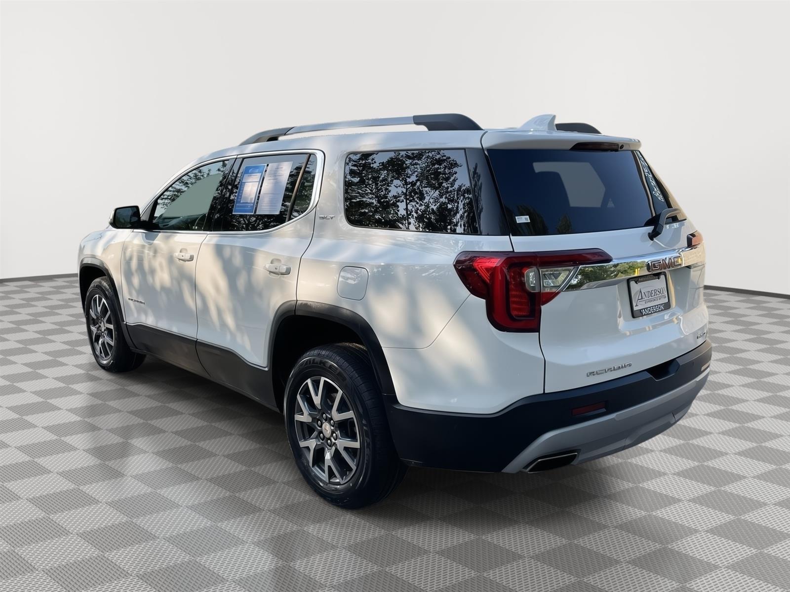 Used 2023 GMC Acadia SLT 4 door for sale in Lincoln NE