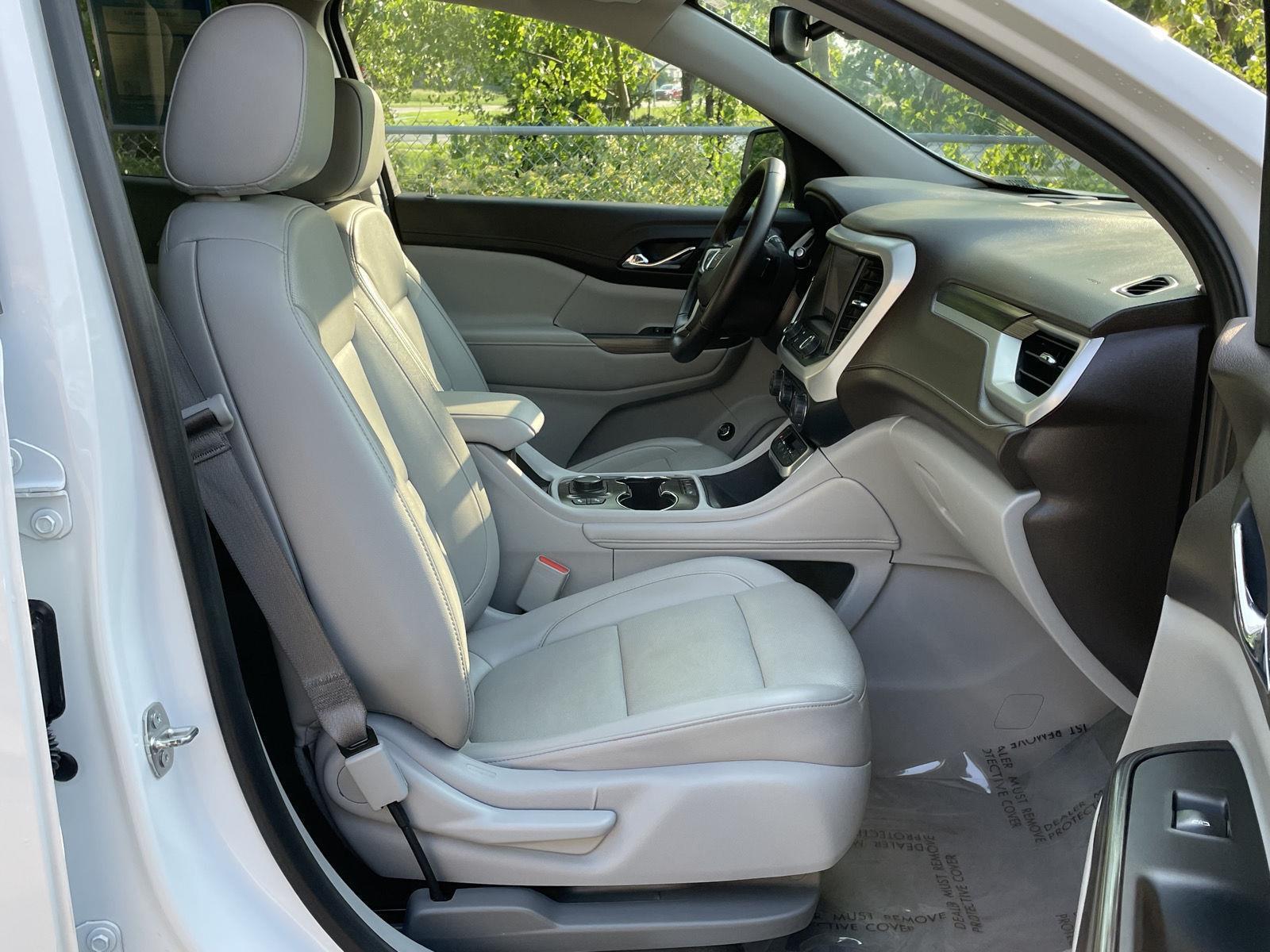 Used 2023 GMC Acadia SLT 4 door for sale in Lincoln NE