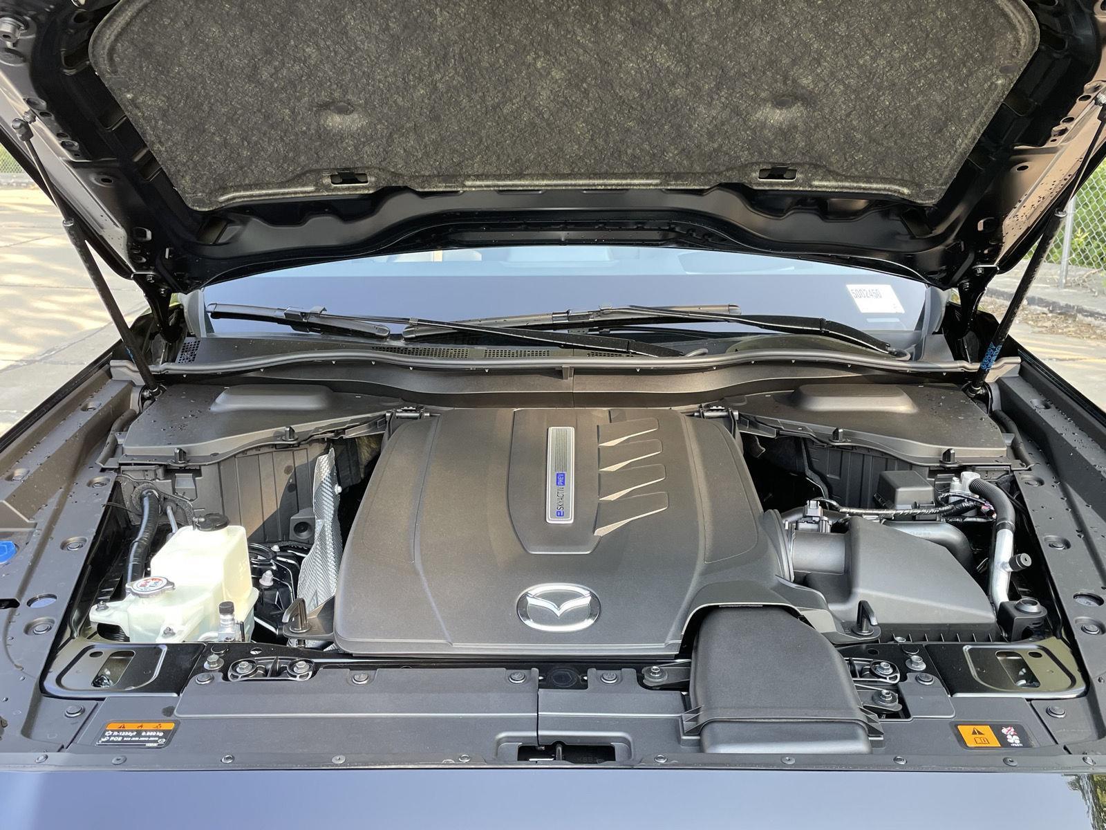 New 2025 Mazda CX-70 PHEV for sale in Lincoln NE
