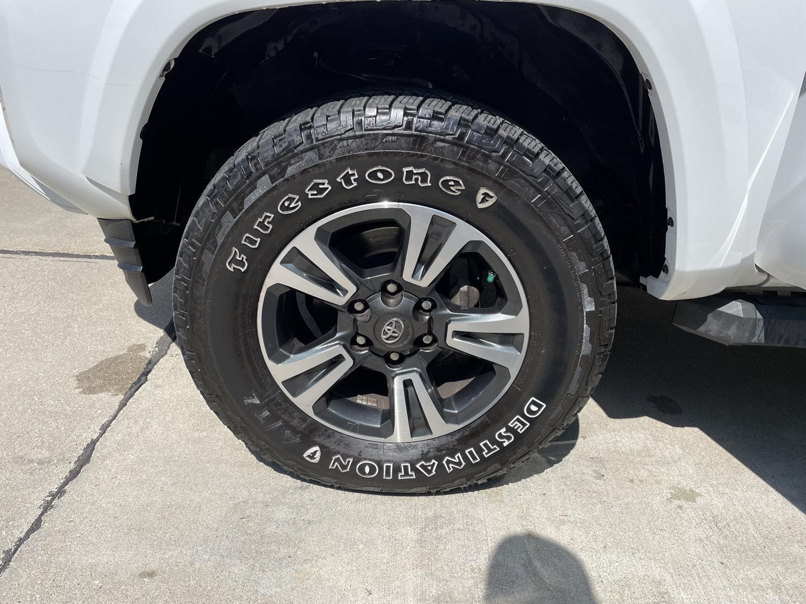 Used 2018 Toyota Tacoma TRD Sport Double Cab Truck for sale in Lincoln NE