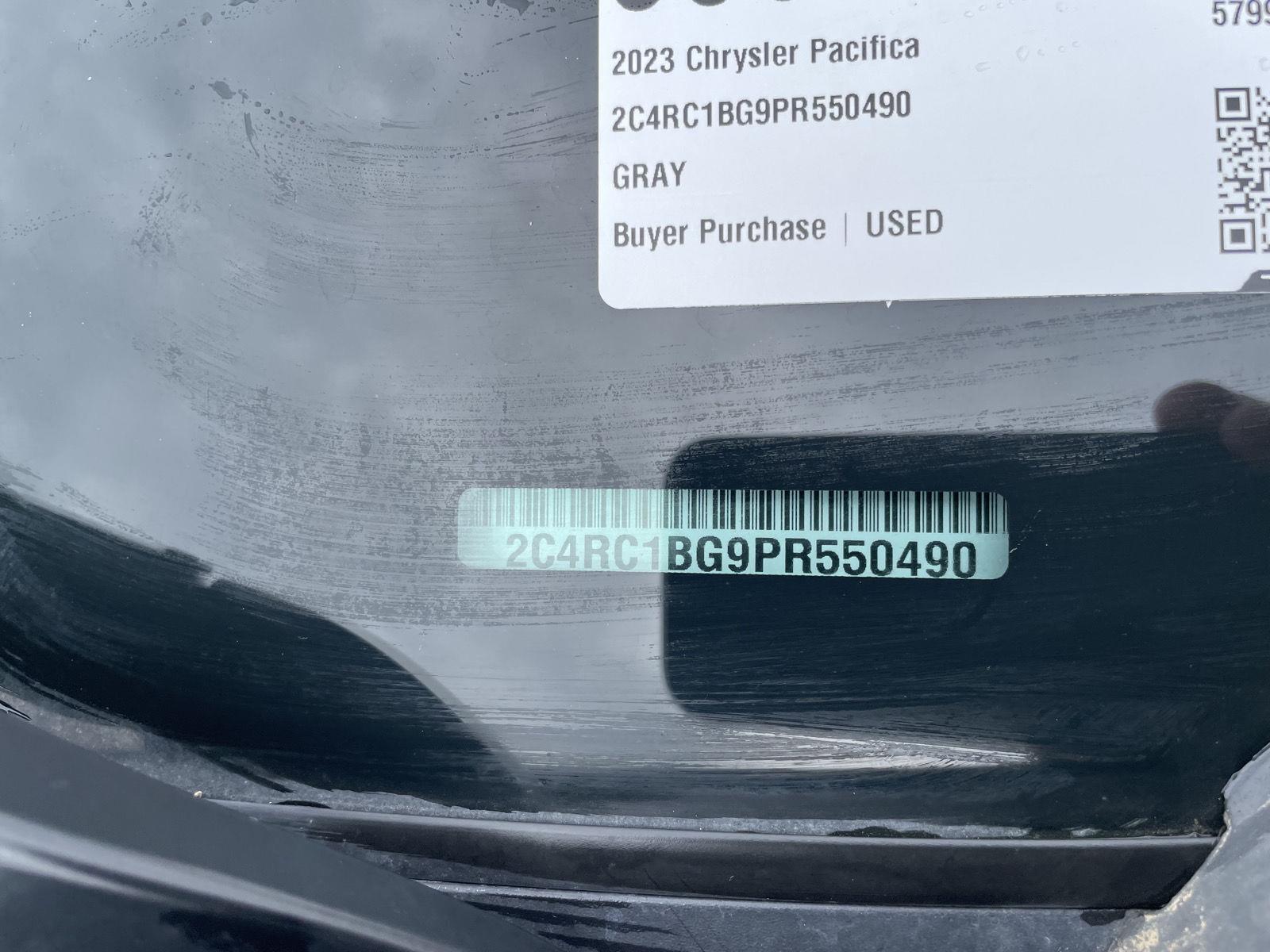 Used 2023 Chrysler Pacifica Touring L Minivans for sale in Lincoln NE