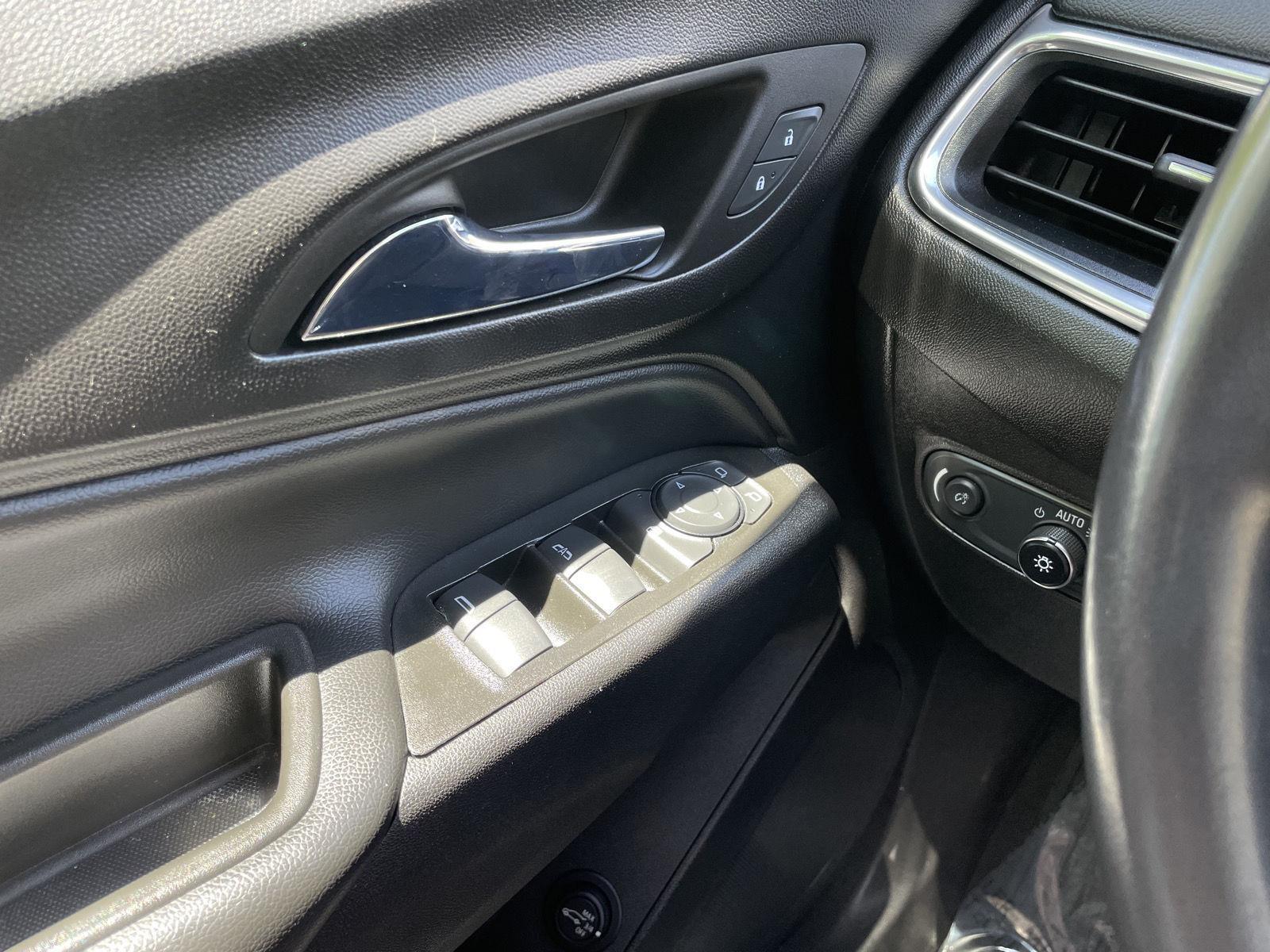 Used 2022 Chevrolet Equinox LT SUV for sale in Lincoln NE