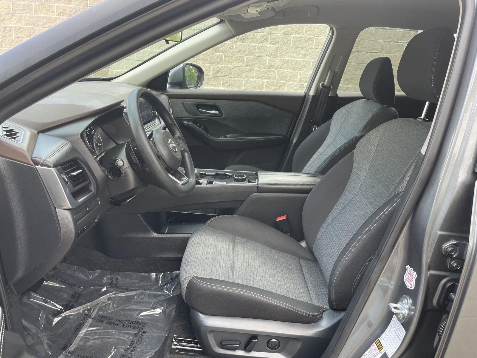 Used 2023 Nissan Rogue SV SUV for sale in Lincoln NE