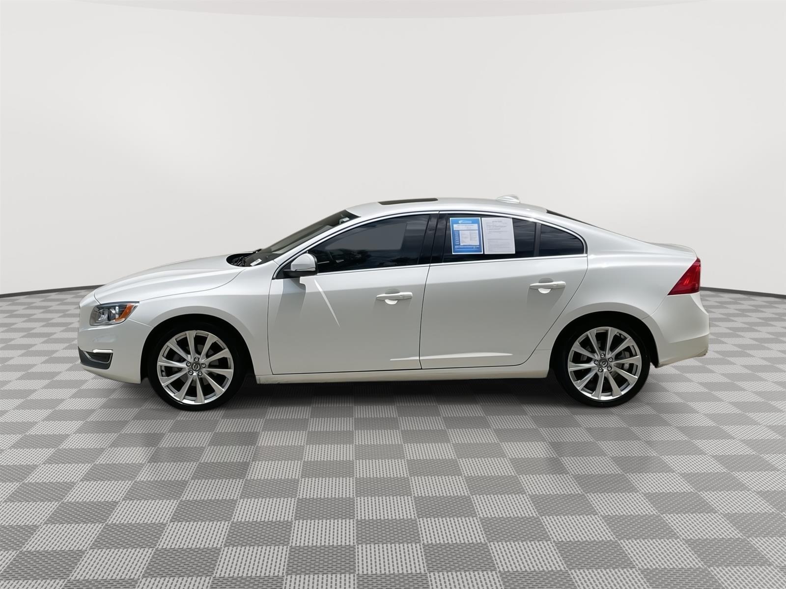 Used 2018 Volvo S60 Inscription Sedan for sale in Lincoln NE