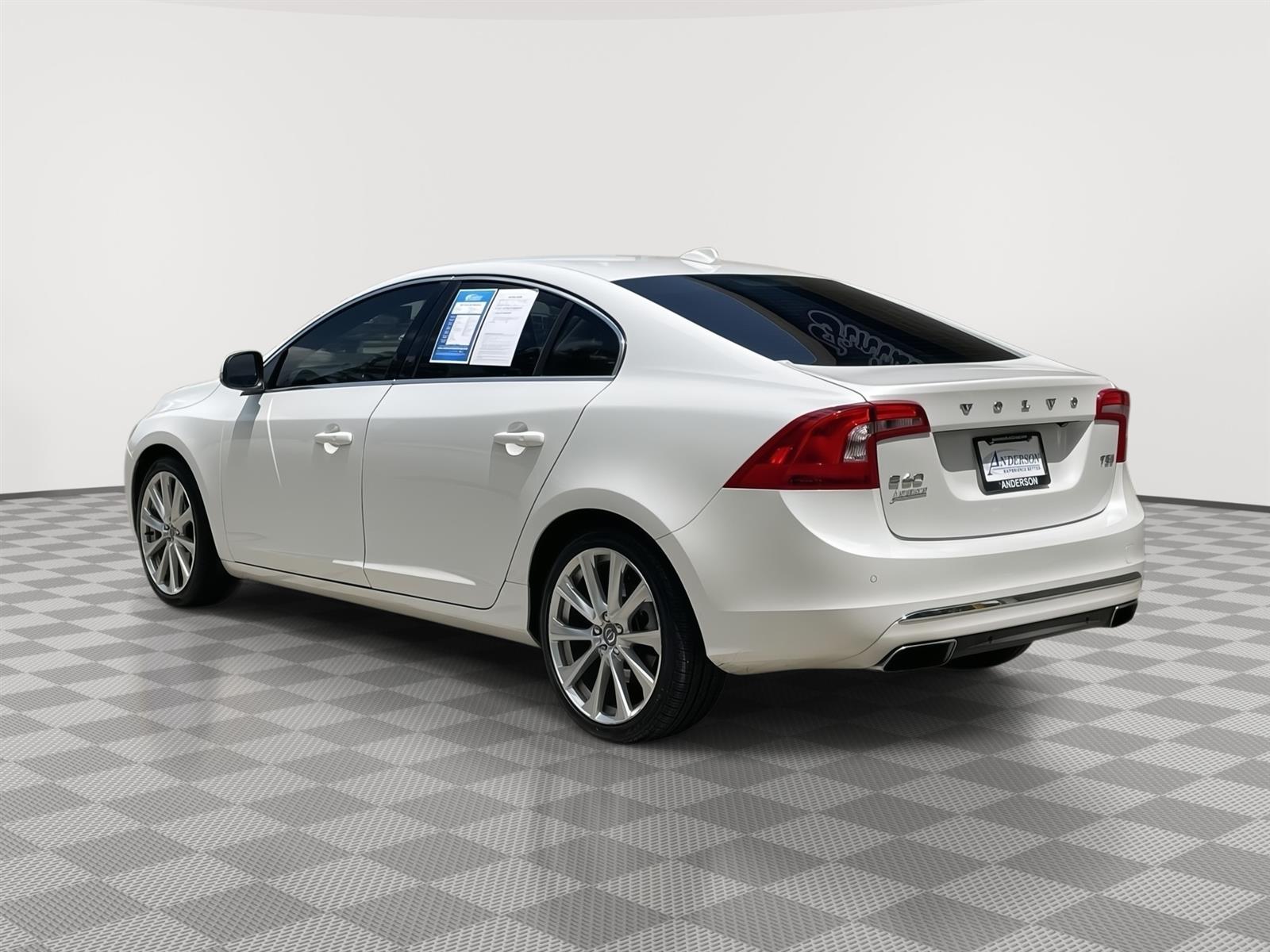 Used 2018 Volvo S60 Inscription Sedan for sale in Lincoln NE