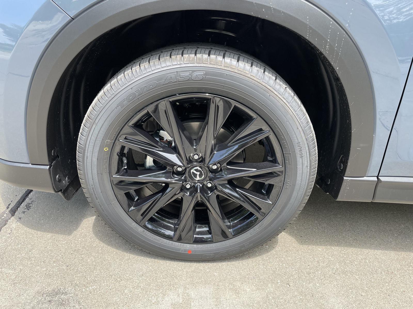 New 2025 Mazda CX-5 2.5 S Carbon Edition SUV for sale in Lincoln NE