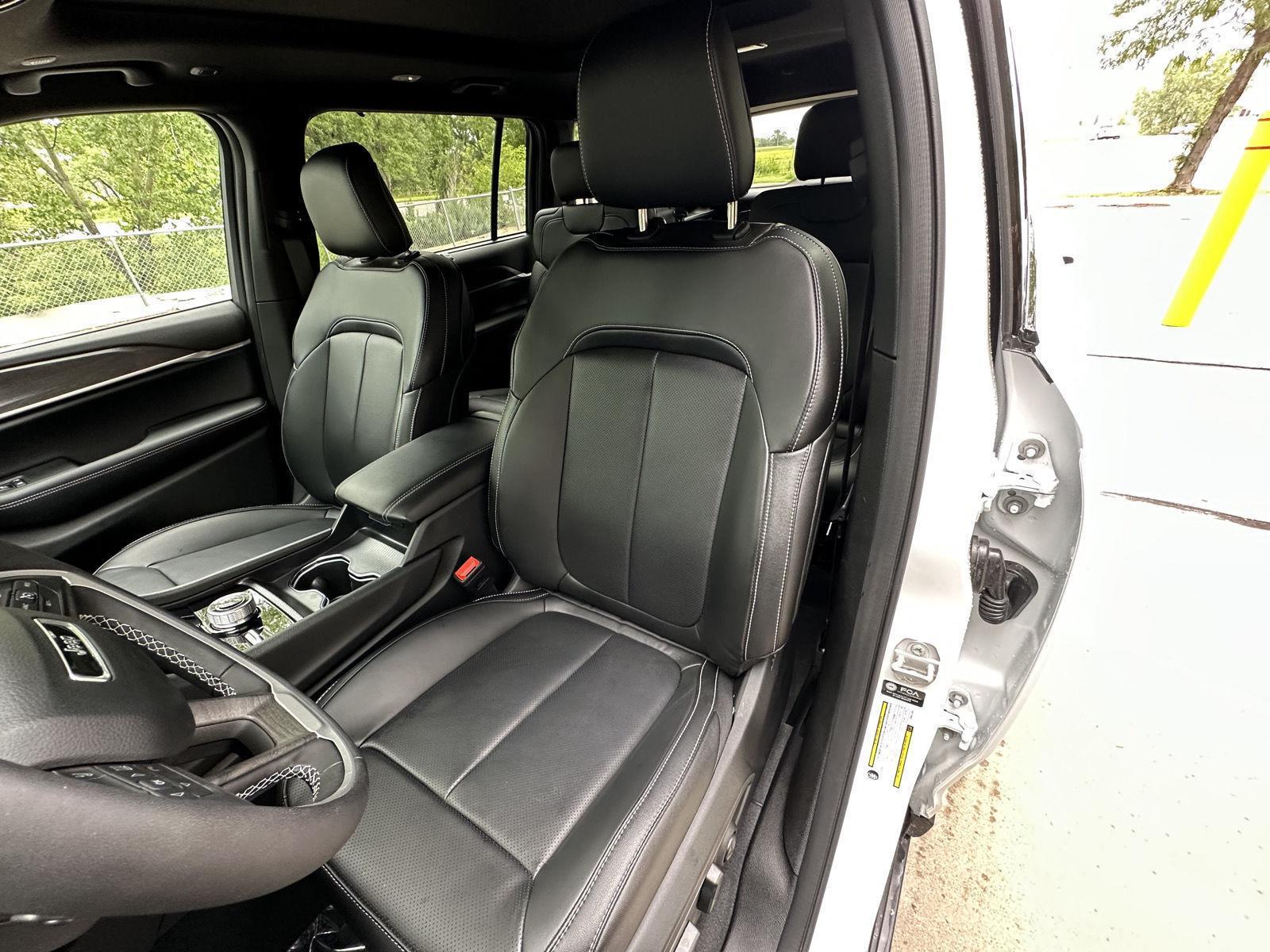 Used 2025 Jeep Grand Cherokee L for sale in Lincoln NE