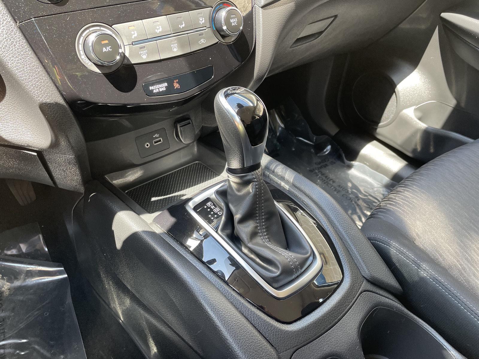 Used 2020 Nissan Rogue for sale in Lincoln NE