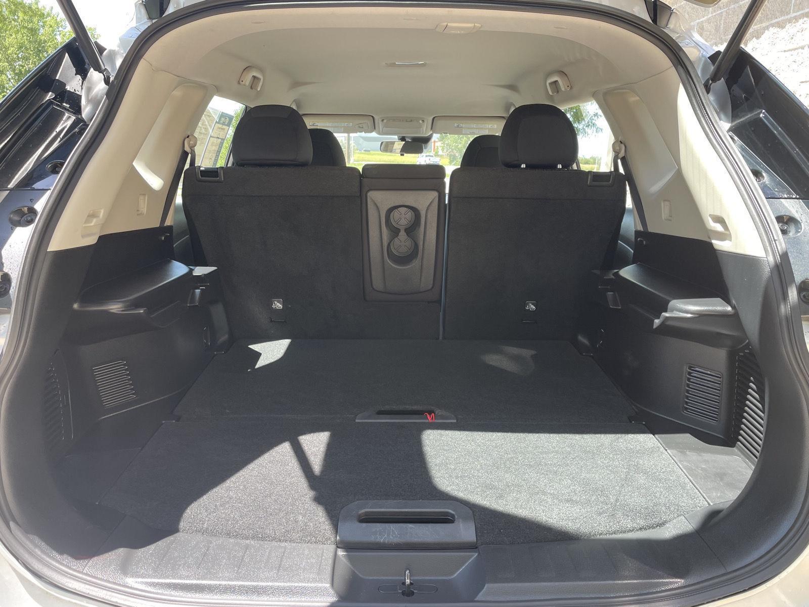 Used 2020 Nissan Rogue for sale in Lincoln NE