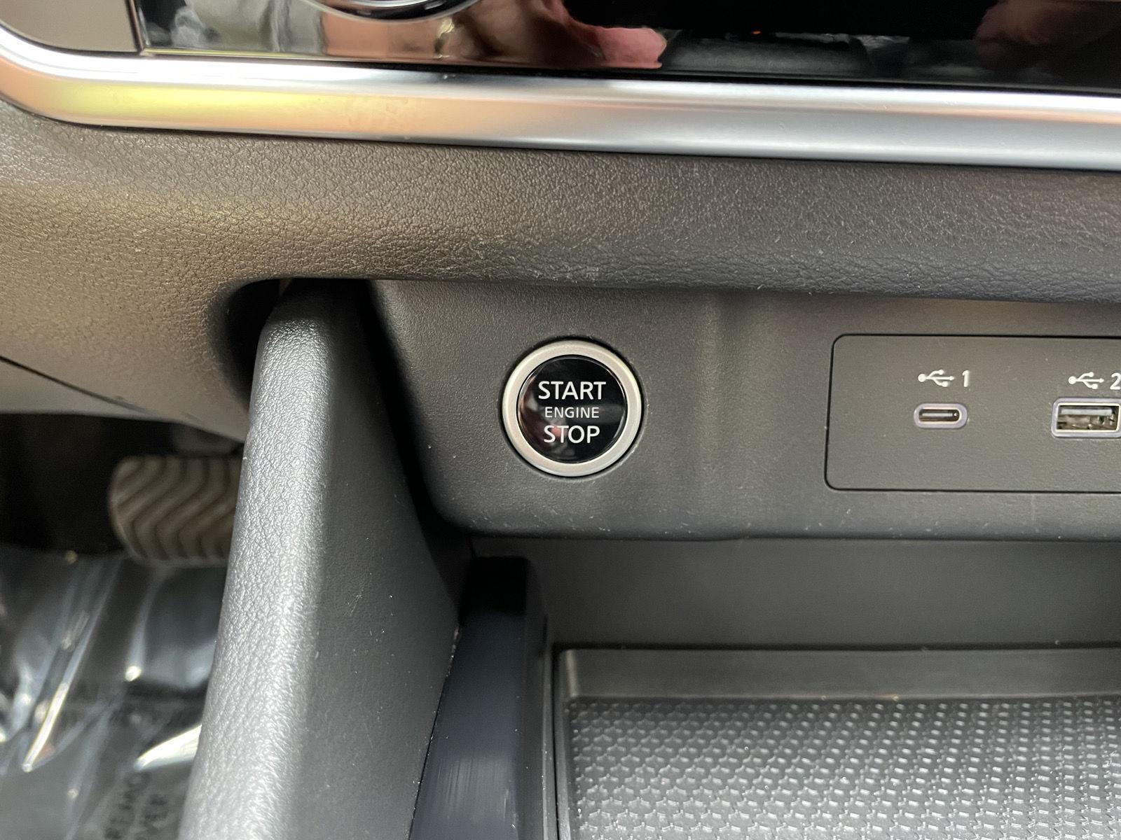 Used 2021 Nissan Rogue for sale in Lincoln NE
