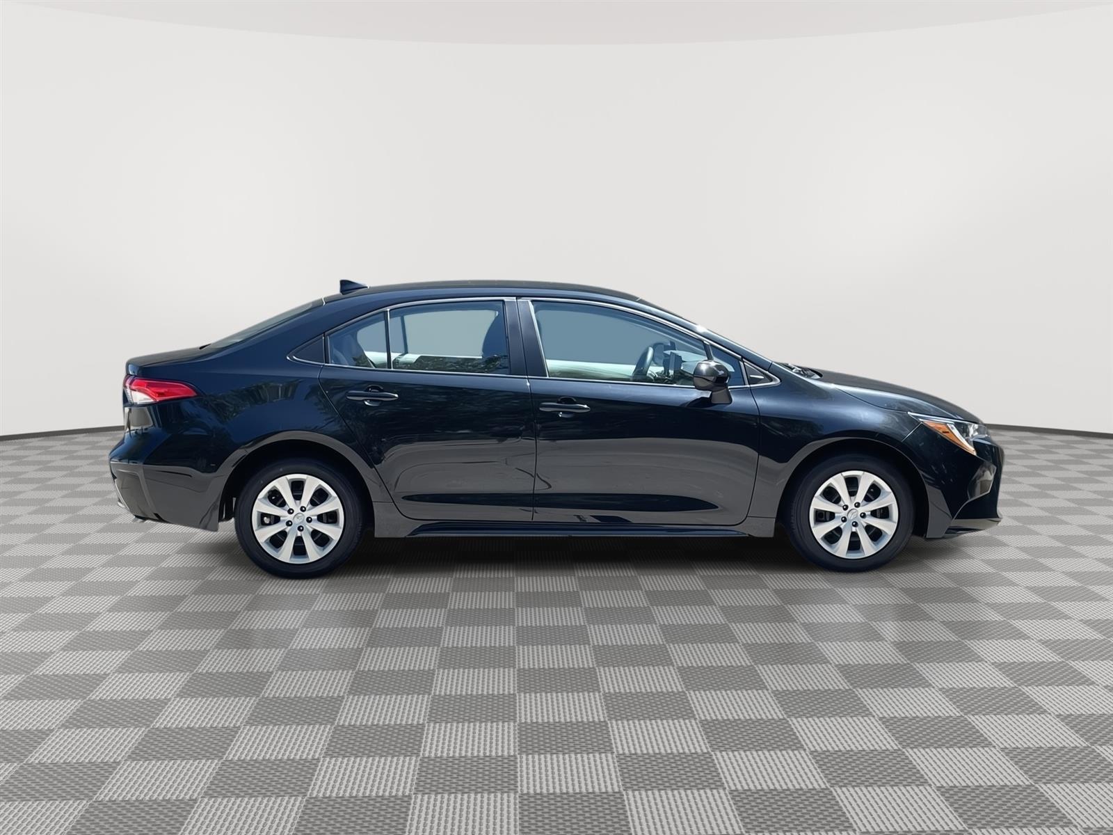 Used 2022 Toyota Corolla LE Sedan for sale in Lincoln NE