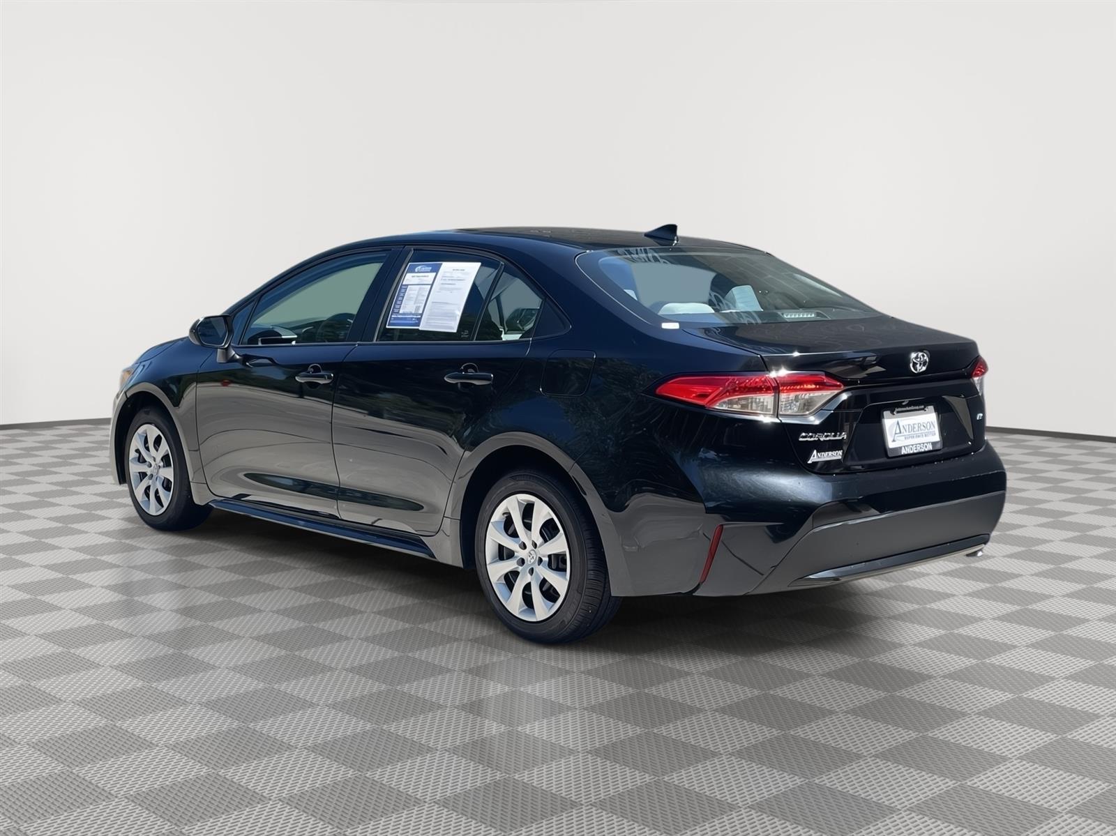 Used 2022 Toyota Corolla LE Sedan for sale in Lincoln NE