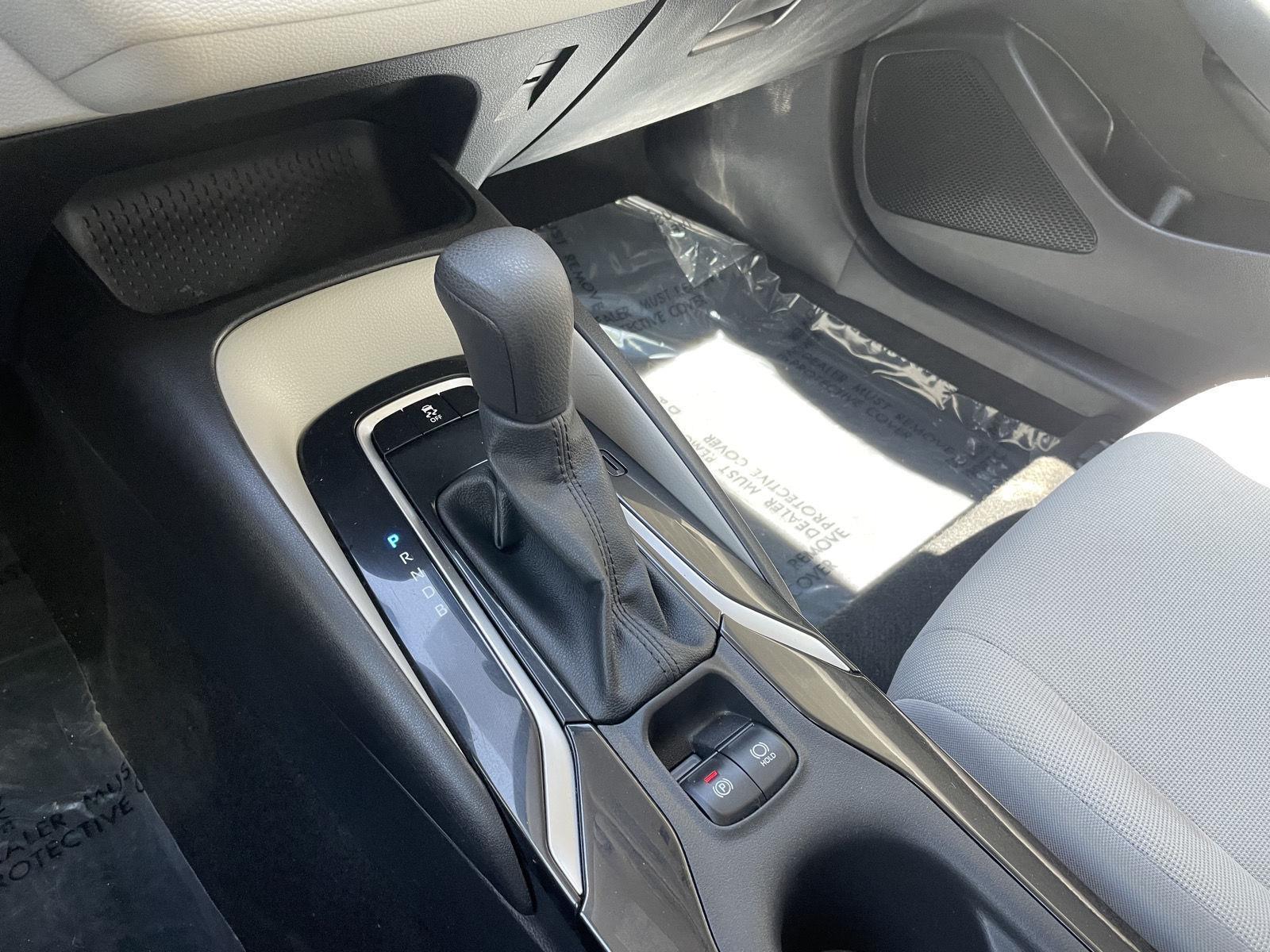 Used 2022 Toyota Corolla LE Sedan for sale in Lincoln NE