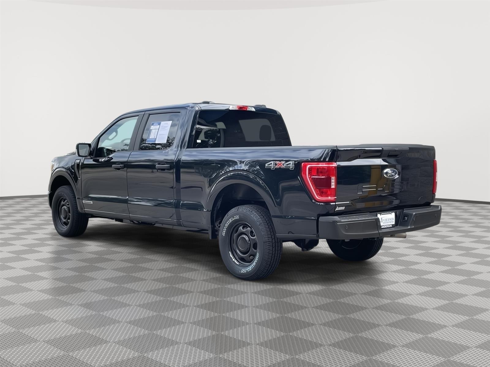 Used 2021 Ford F-150 XL Crew Cab Truck for sale in Lincoln NE