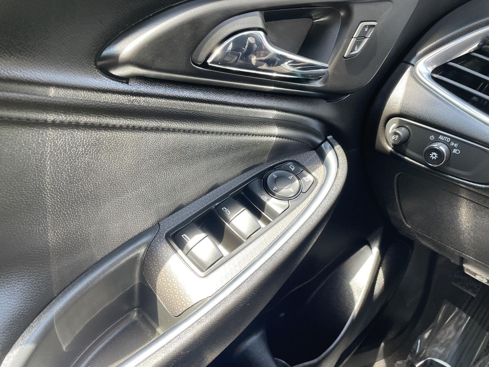 Used 2020 Chevrolet Malibu for sale in Lincoln NE