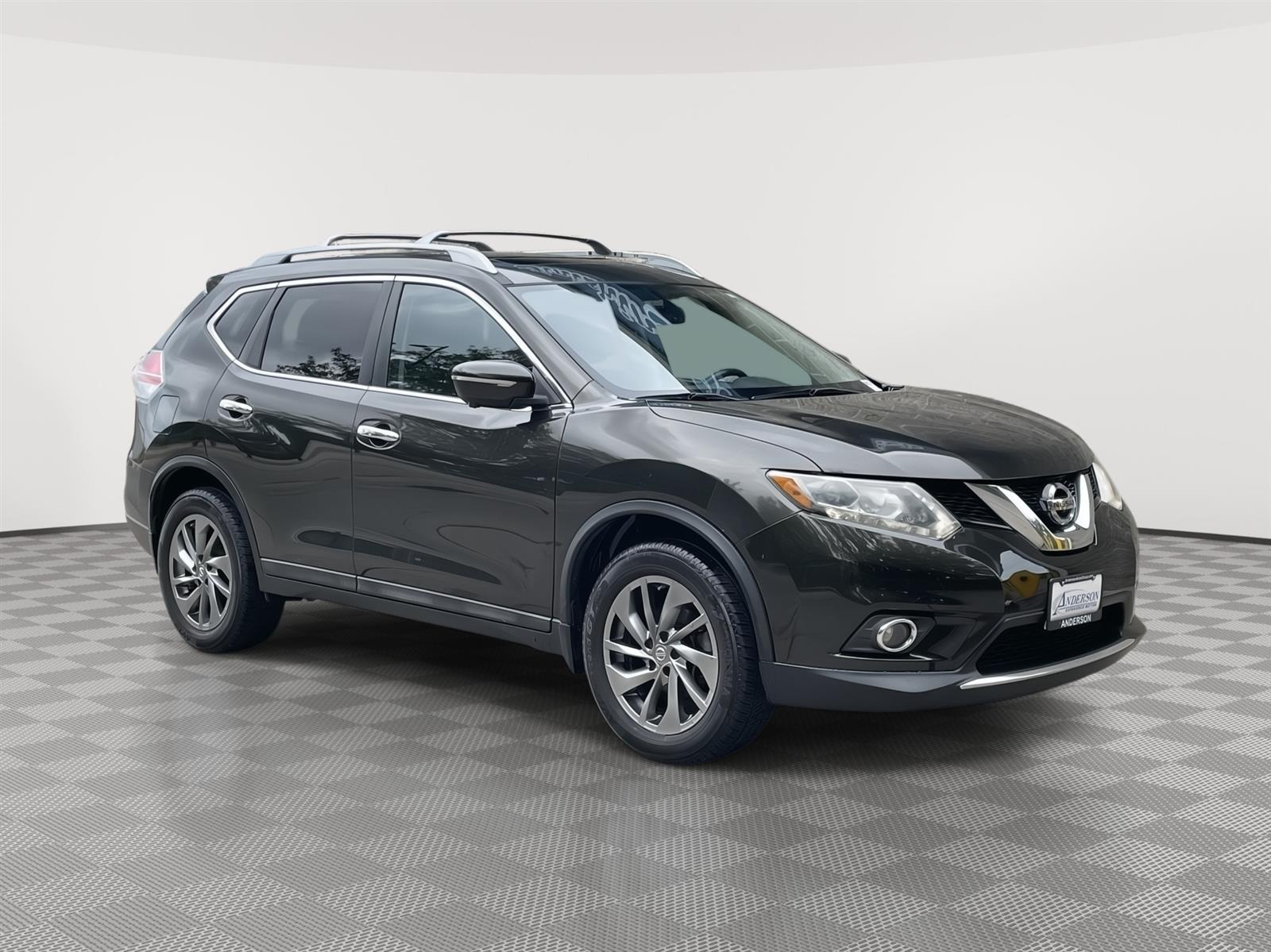 Used 2015 Nissan Rogue SL SUV for sale in Lincoln NE