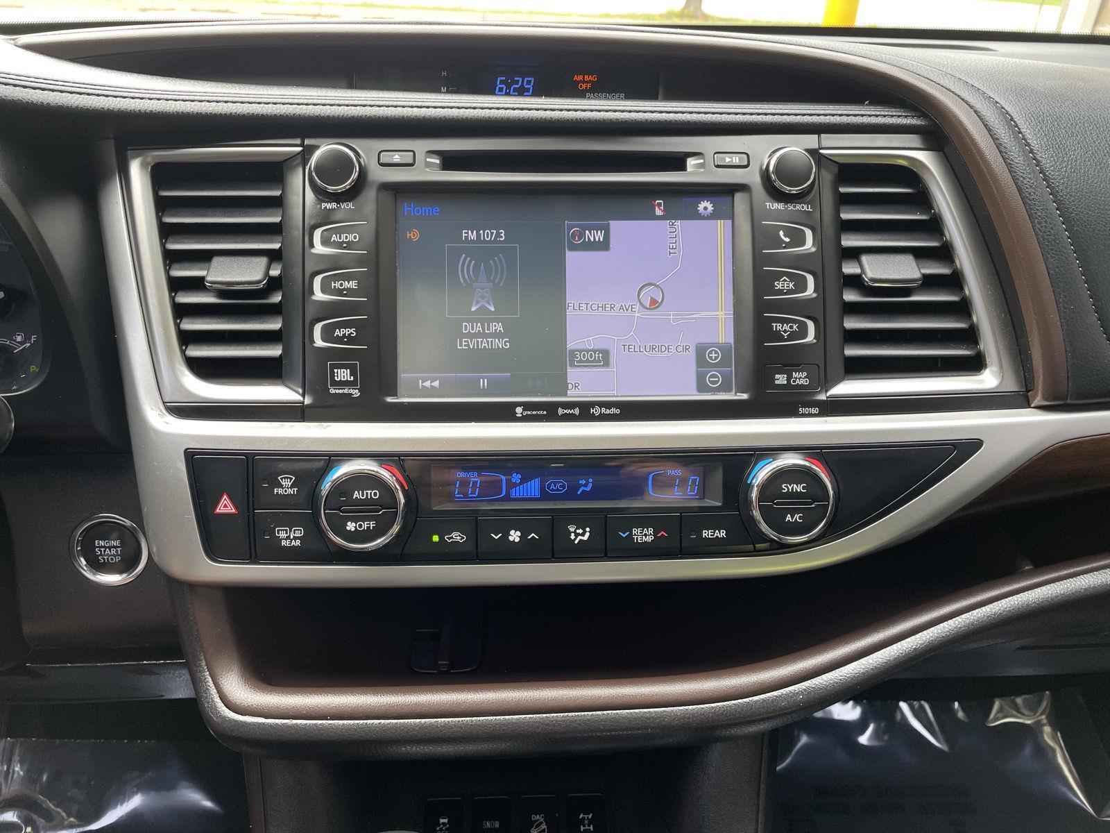 Used 2016 Toyota Highlander for sale in Lincoln NE