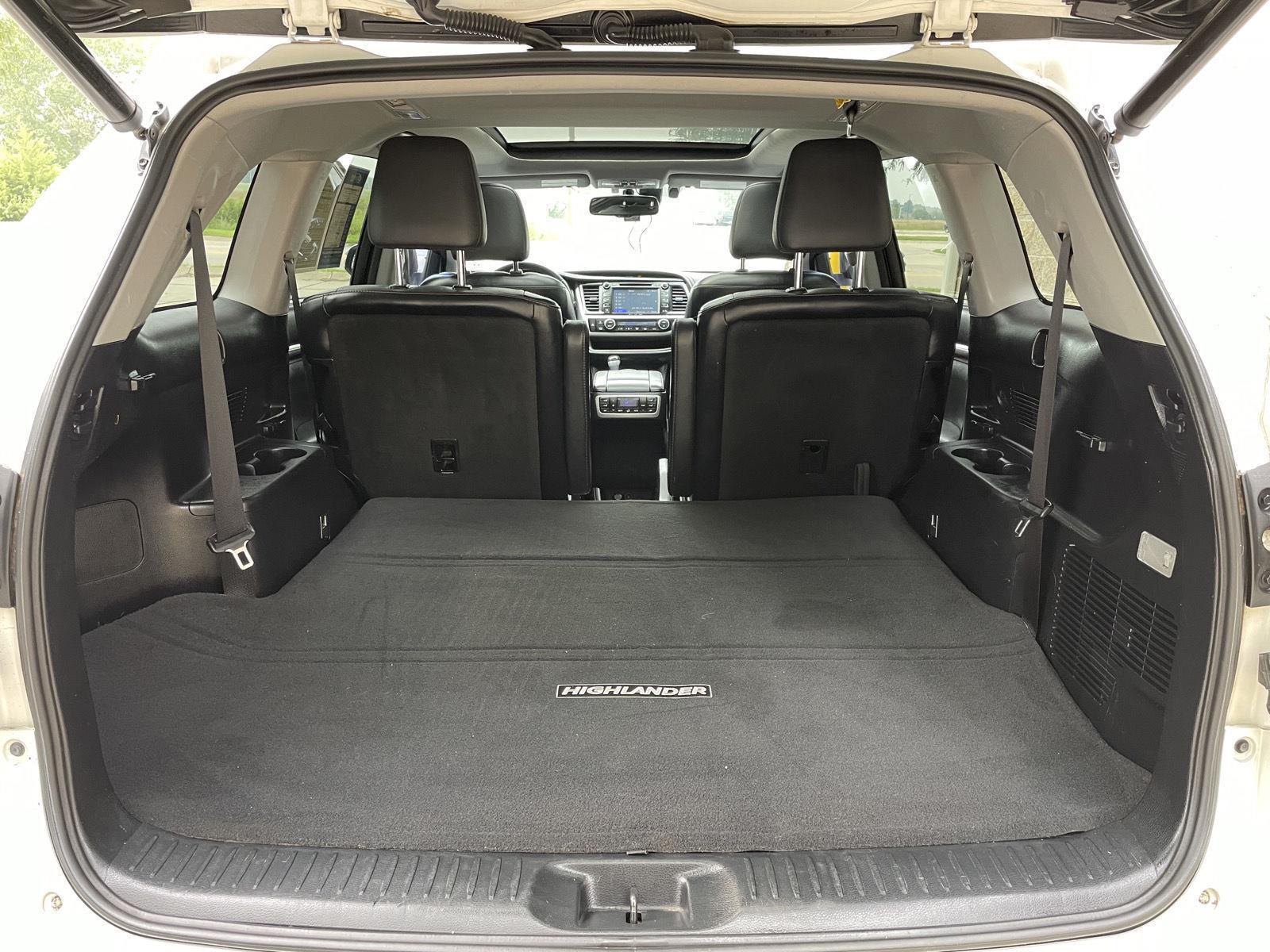 Used 2016 Toyota Highlander for sale in Lincoln NE