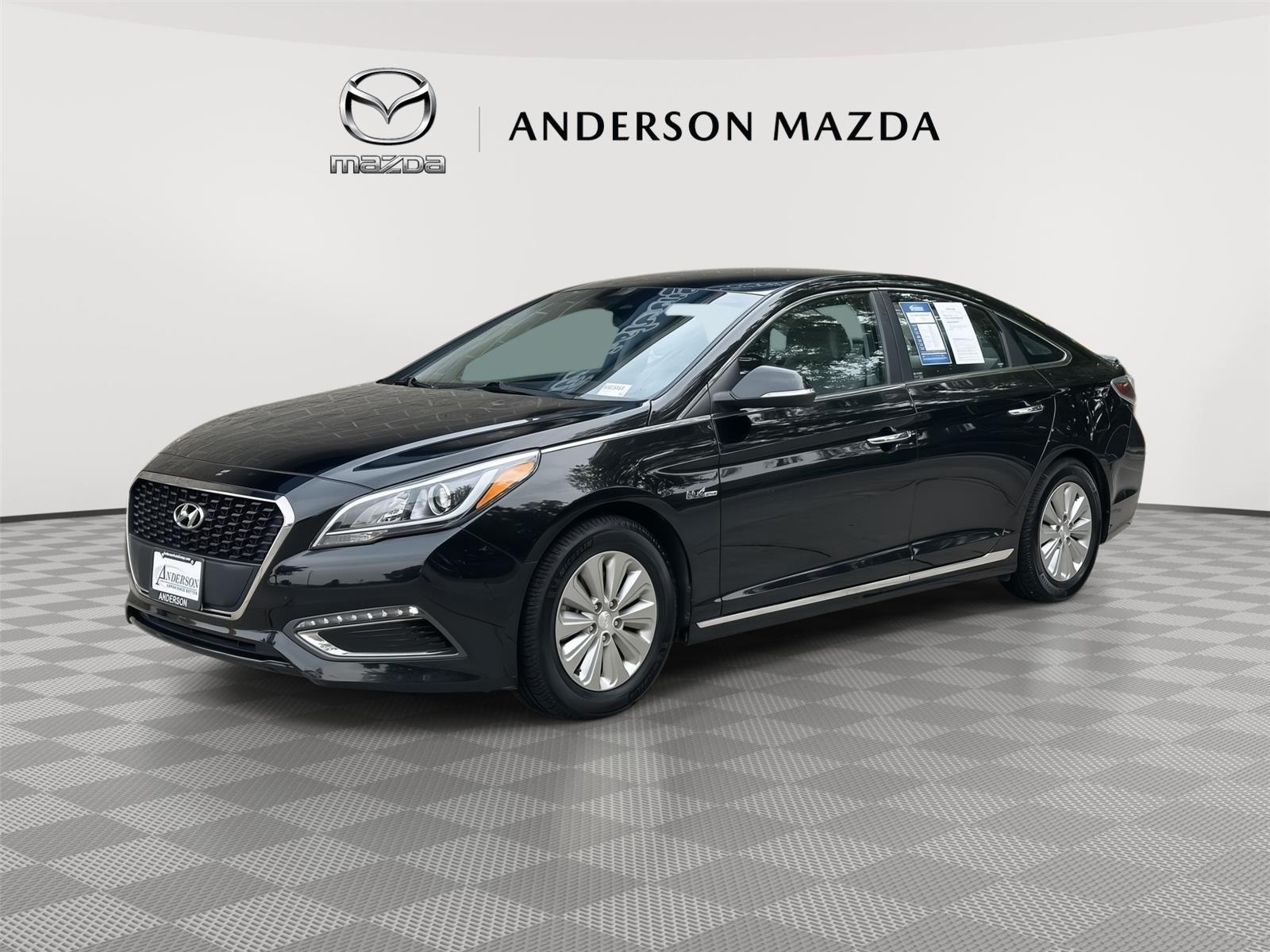 Used 2016 Hyundai Sonata Hybrid SE Sedan for sale in Lincoln NE
