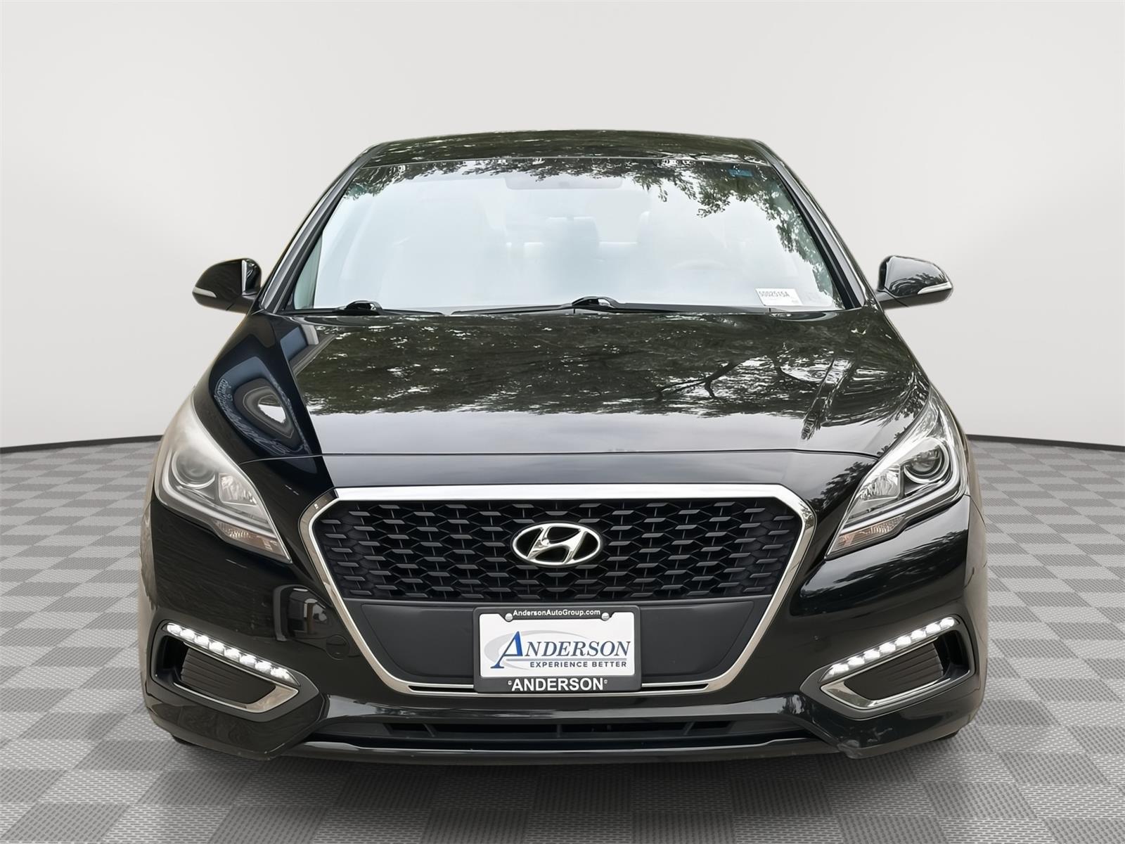 Used 2016 Hyundai Sonata Hybrid SE Sedan for sale in Lincoln NE