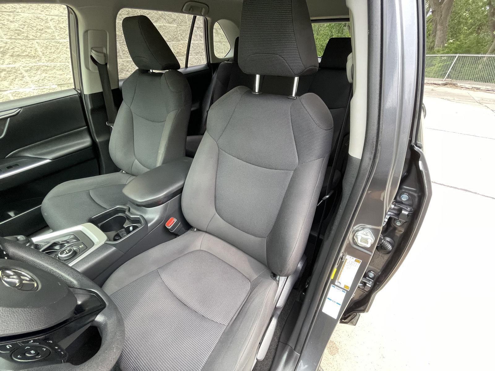 Used 2019 Toyota RAV4 for sale in Lincoln NE