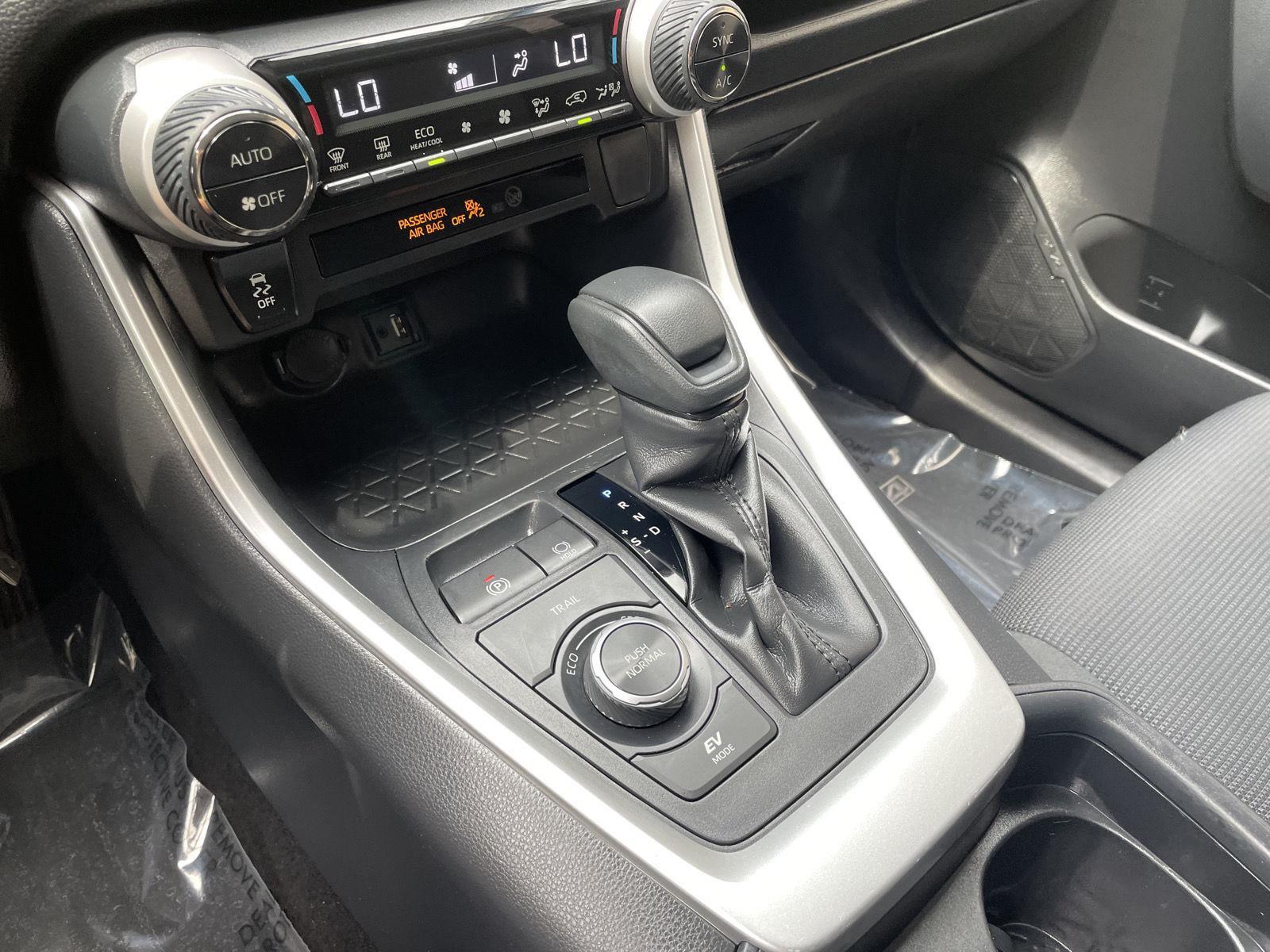 Used 2019 Toyota RAV4 for sale in Lincoln NE
