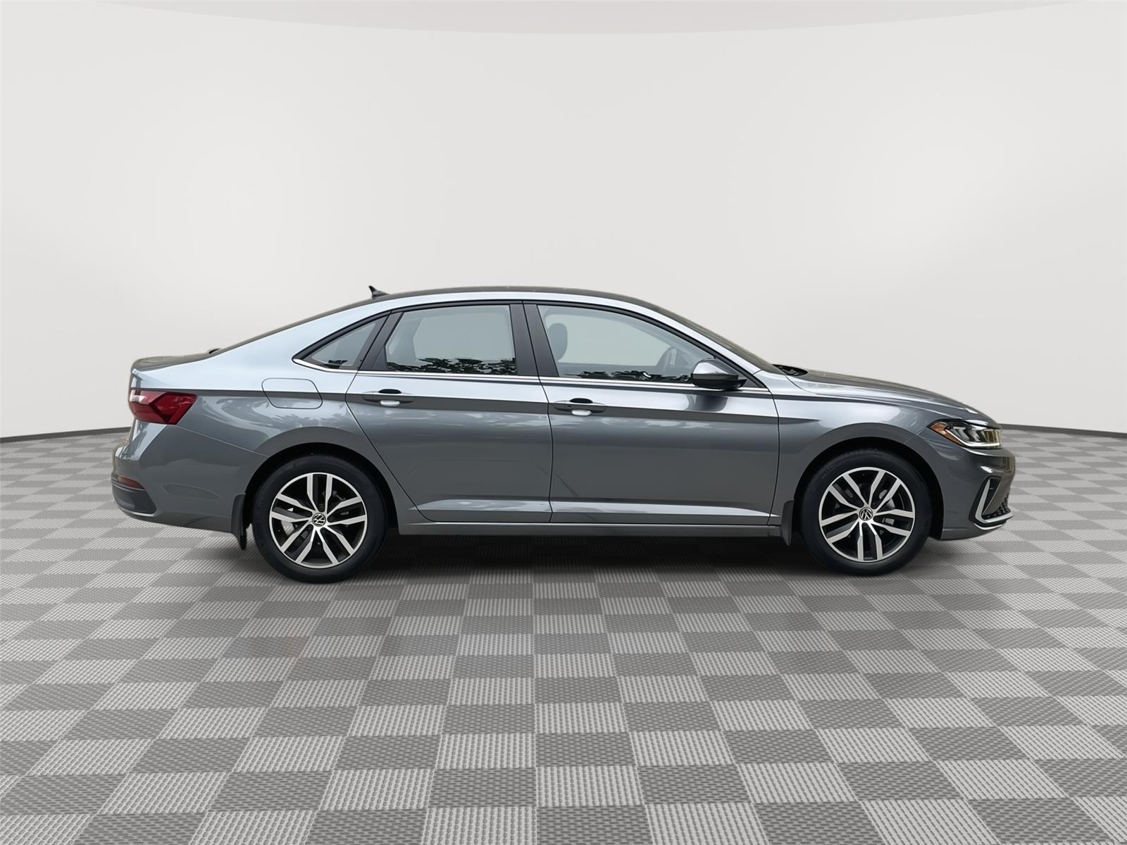 Used 2025 Volkswagen Jetta for sale in Lincoln NE