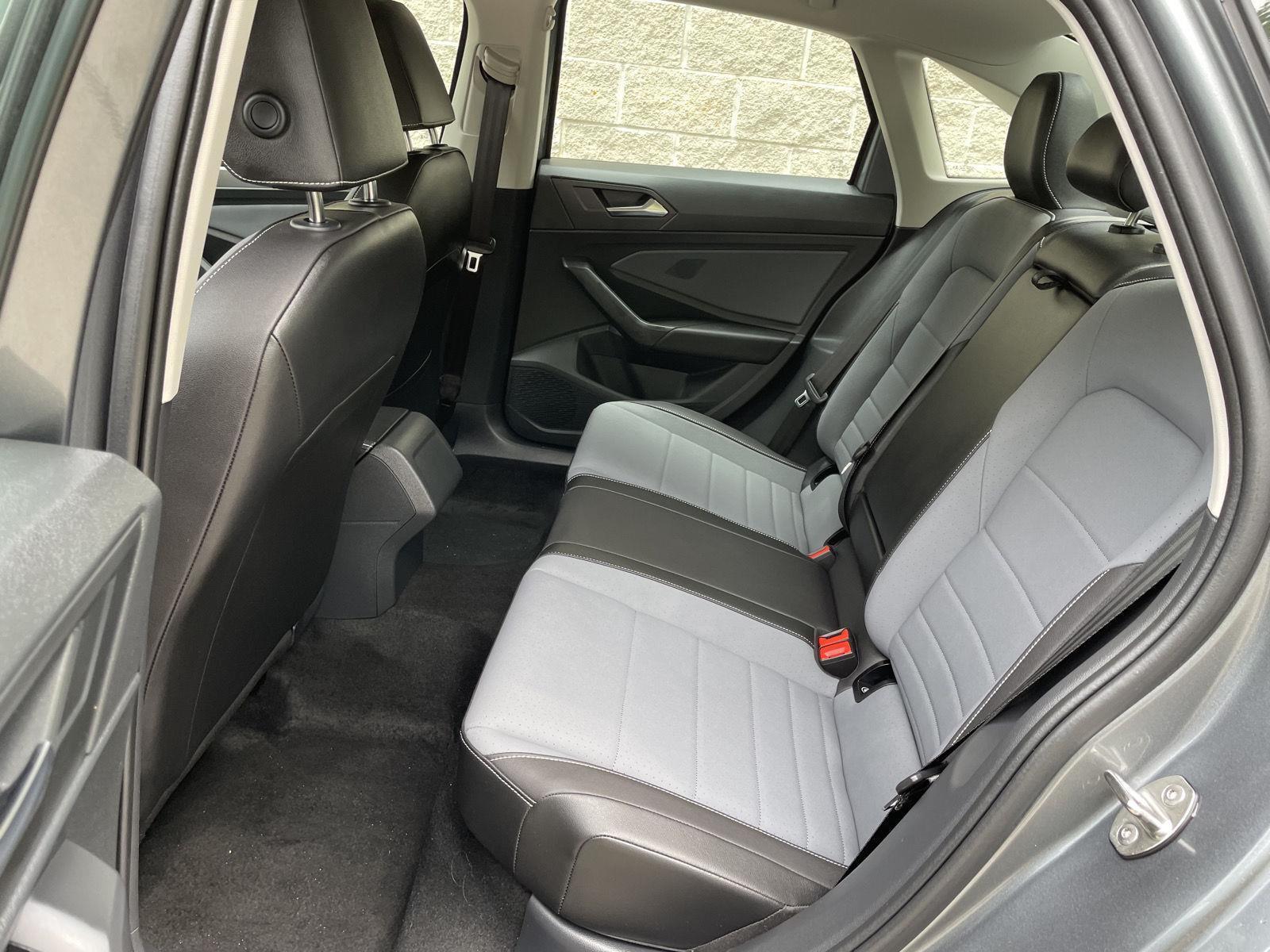 Used 2025 Volkswagen Jetta for sale in Lincoln NE