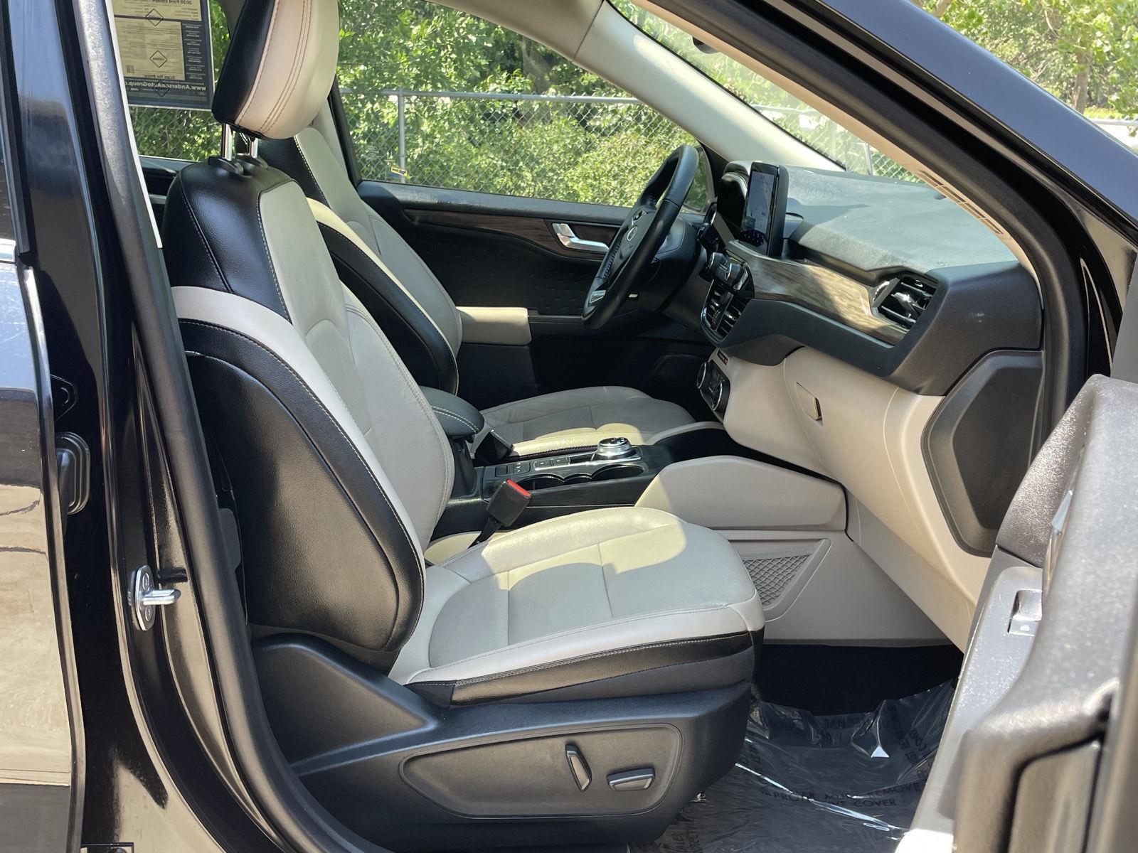 Used 2020 Ford Escape for sale in Lincoln NE