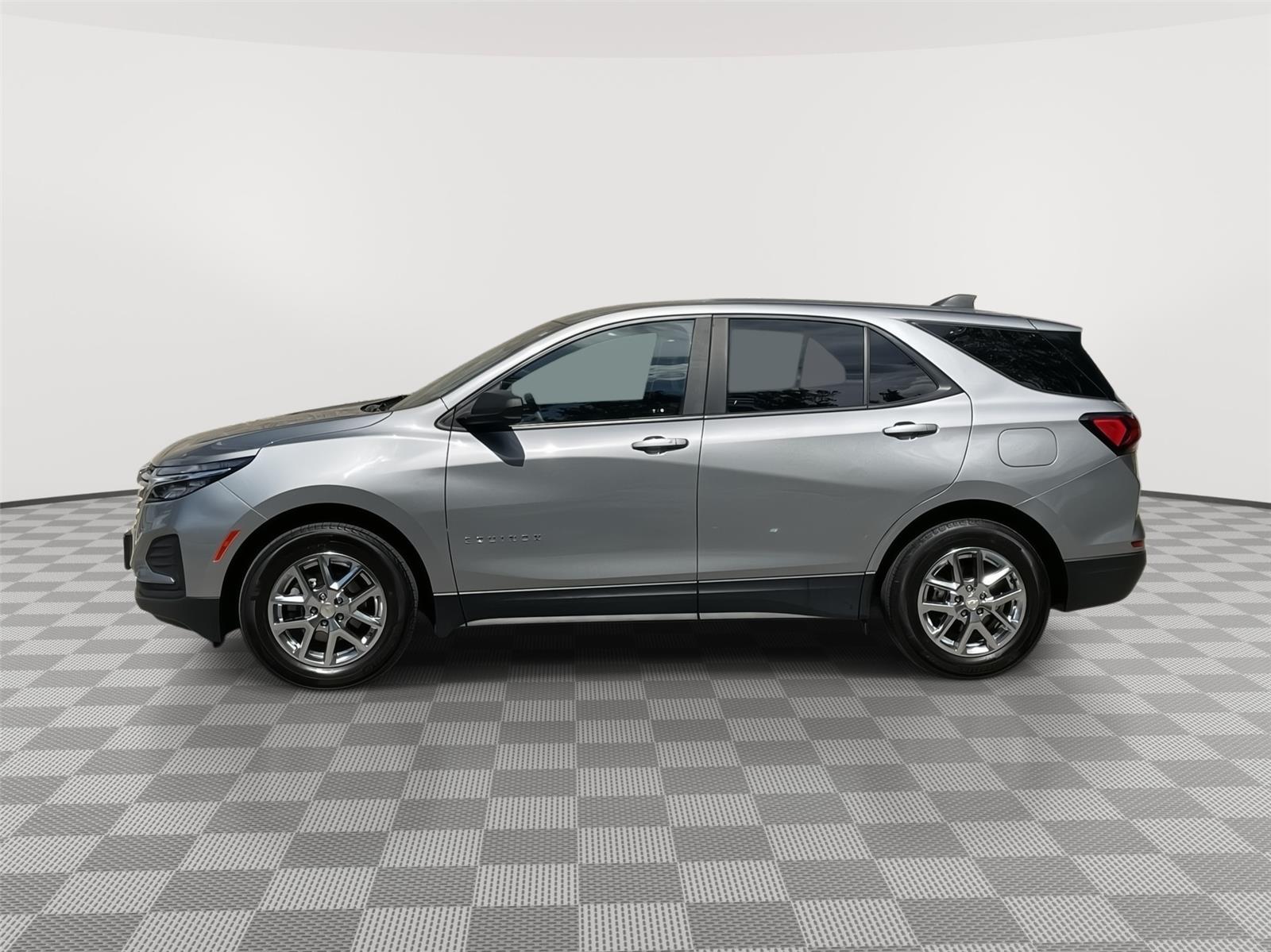 Used 2023 Chevrolet Equinox LS SUV for sale in Lincoln NE