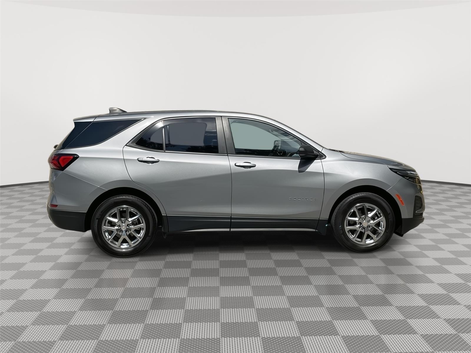 Used 2023 Chevrolet Equinox for sale in Lincoln NE