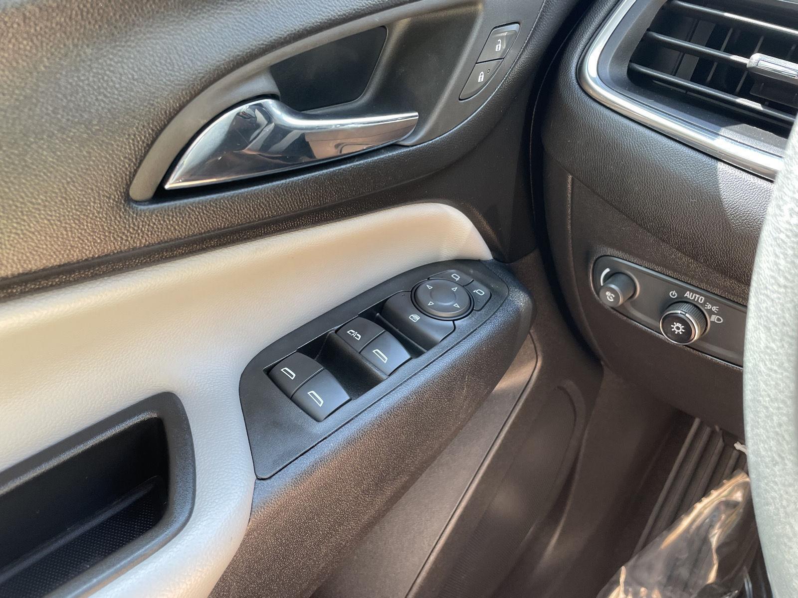 Used 2023 Chevrolet Equinox for sale in Lincoln NE