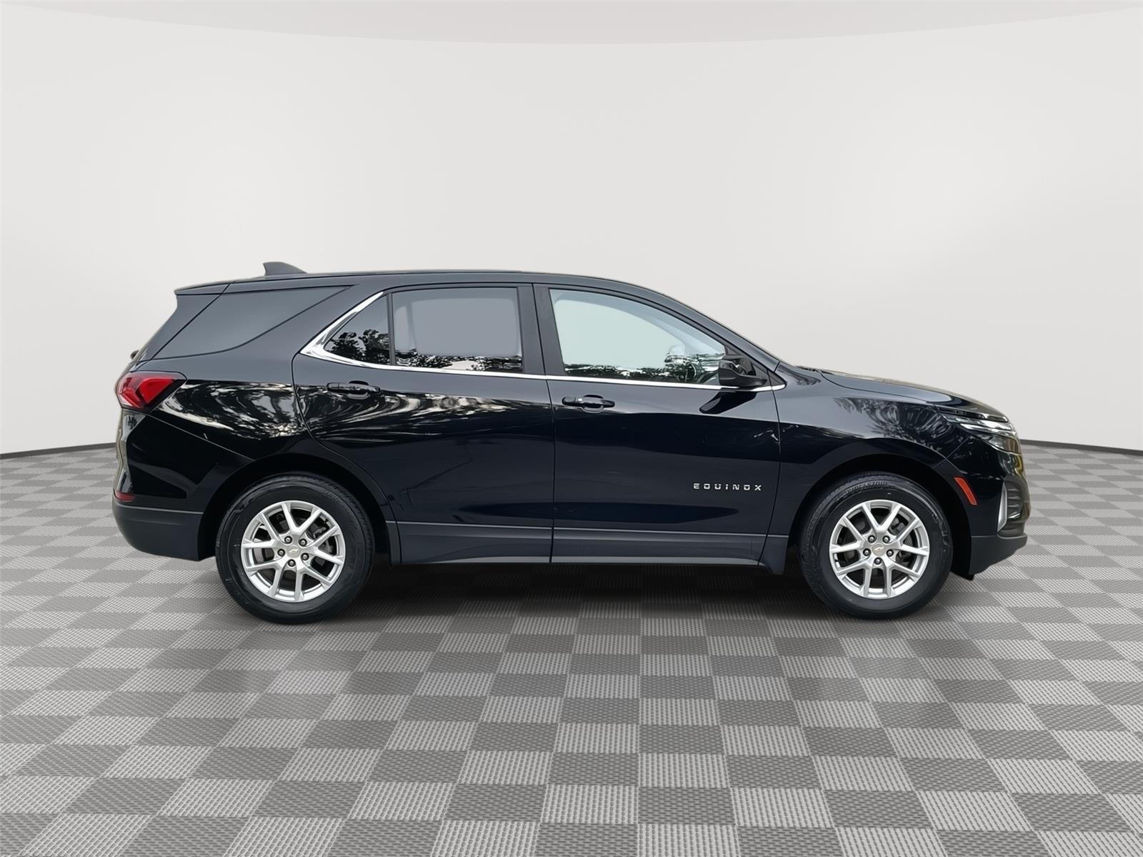 2023 Chevrolet Equinox LT photo 6