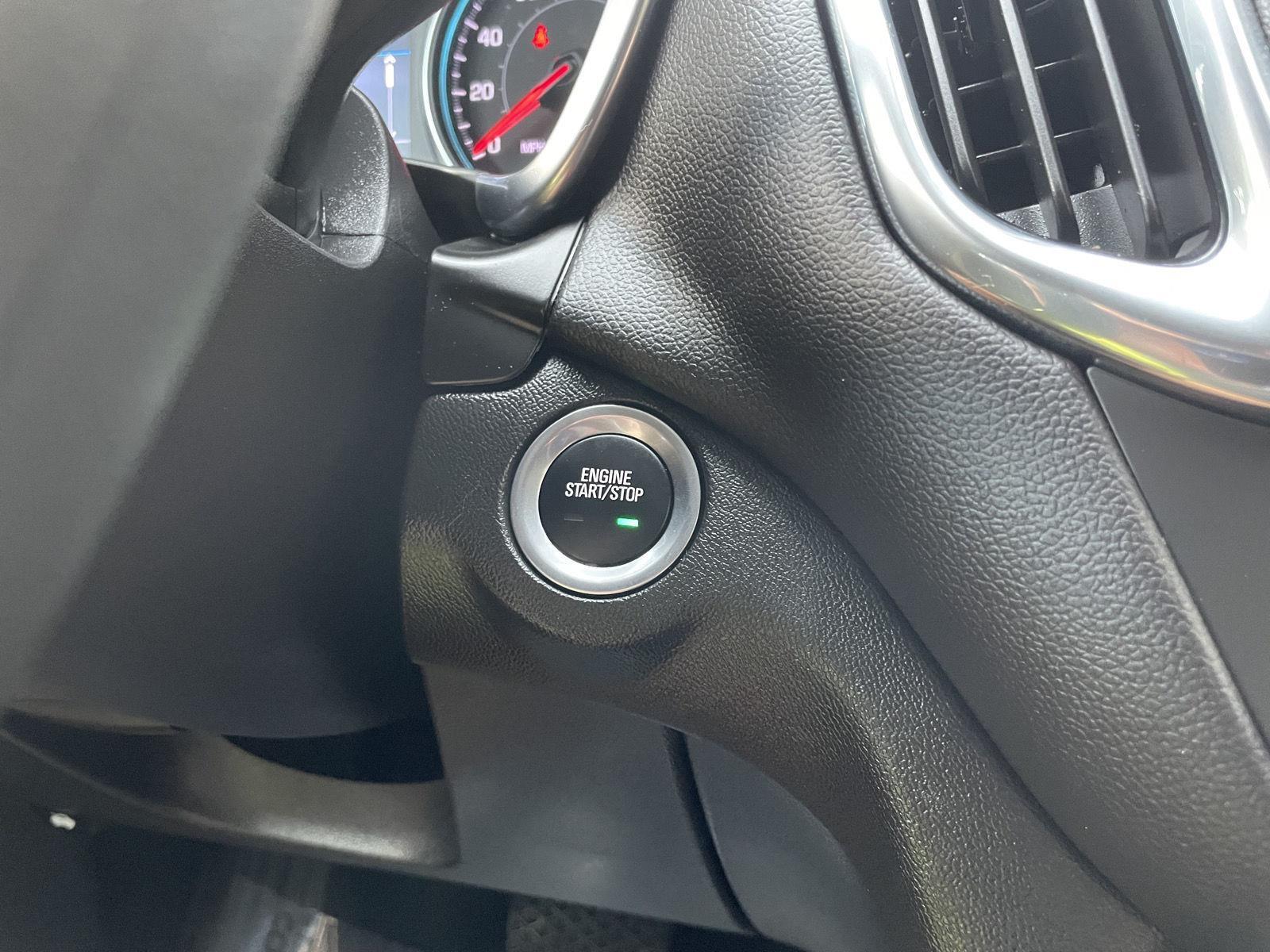 2023 Chevrolet Equinox LT photo 24