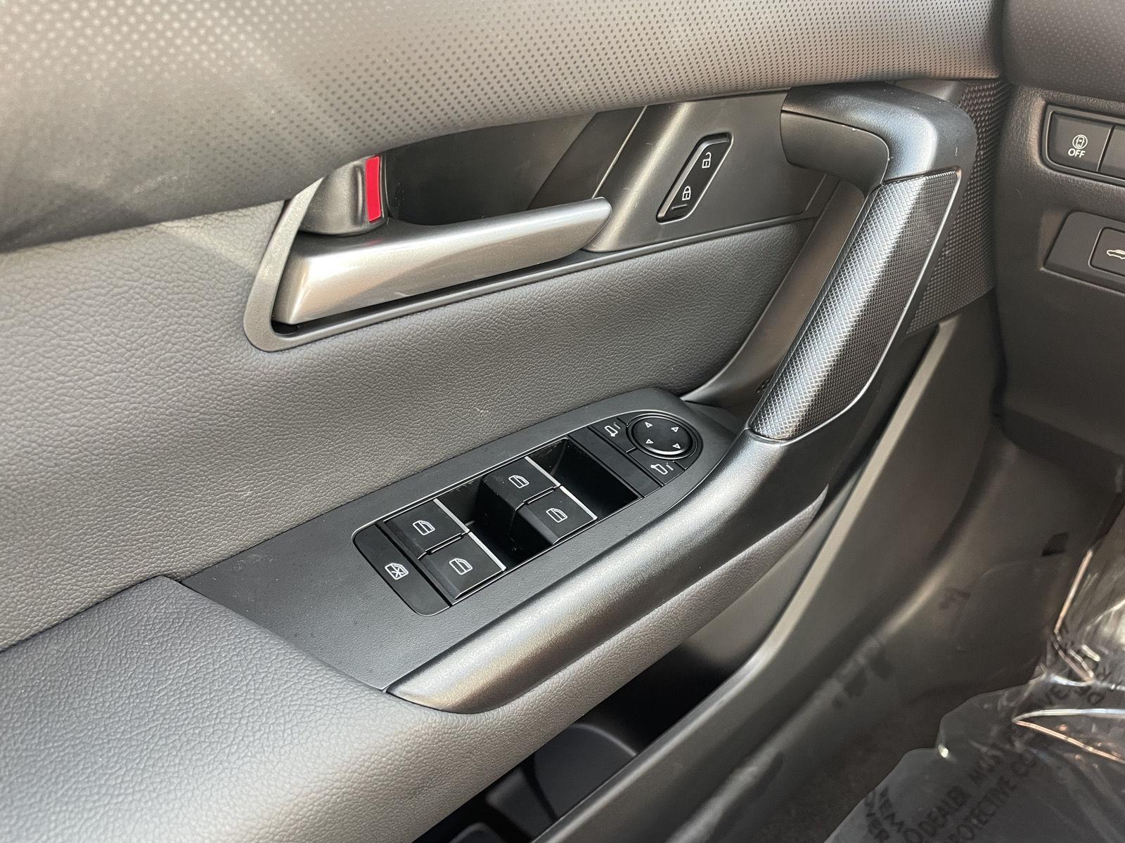 New 2025 Mazda CX-50 Hybrid Preferred Package SUV/Crossover for sale in Lincoln NE