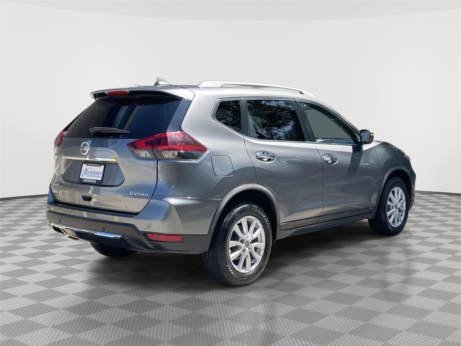 2020 Nissan Rogue SV photo 7