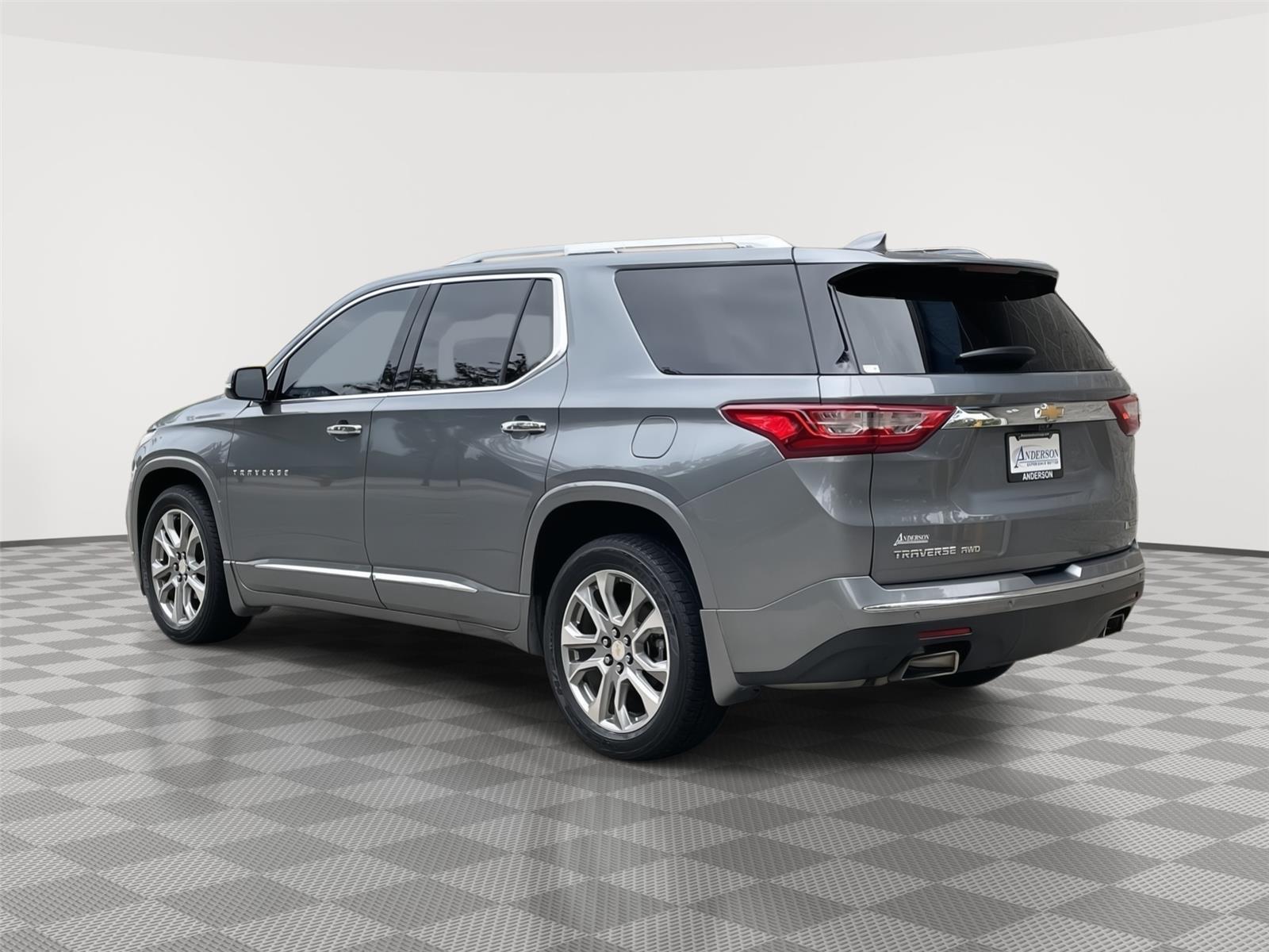 Used 2018 Chevrolet Traverse for sale in Lincoln NE