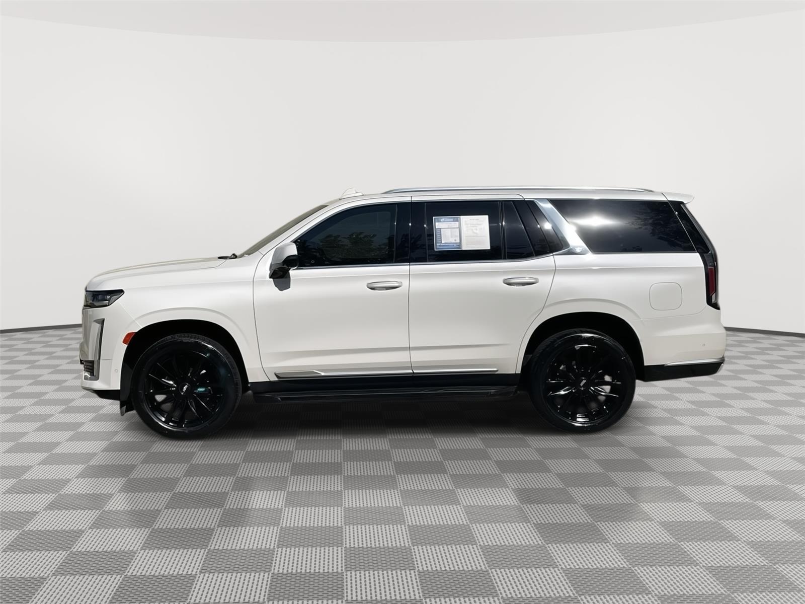2021 Cadillac Escalade Premium Luxury photo 2