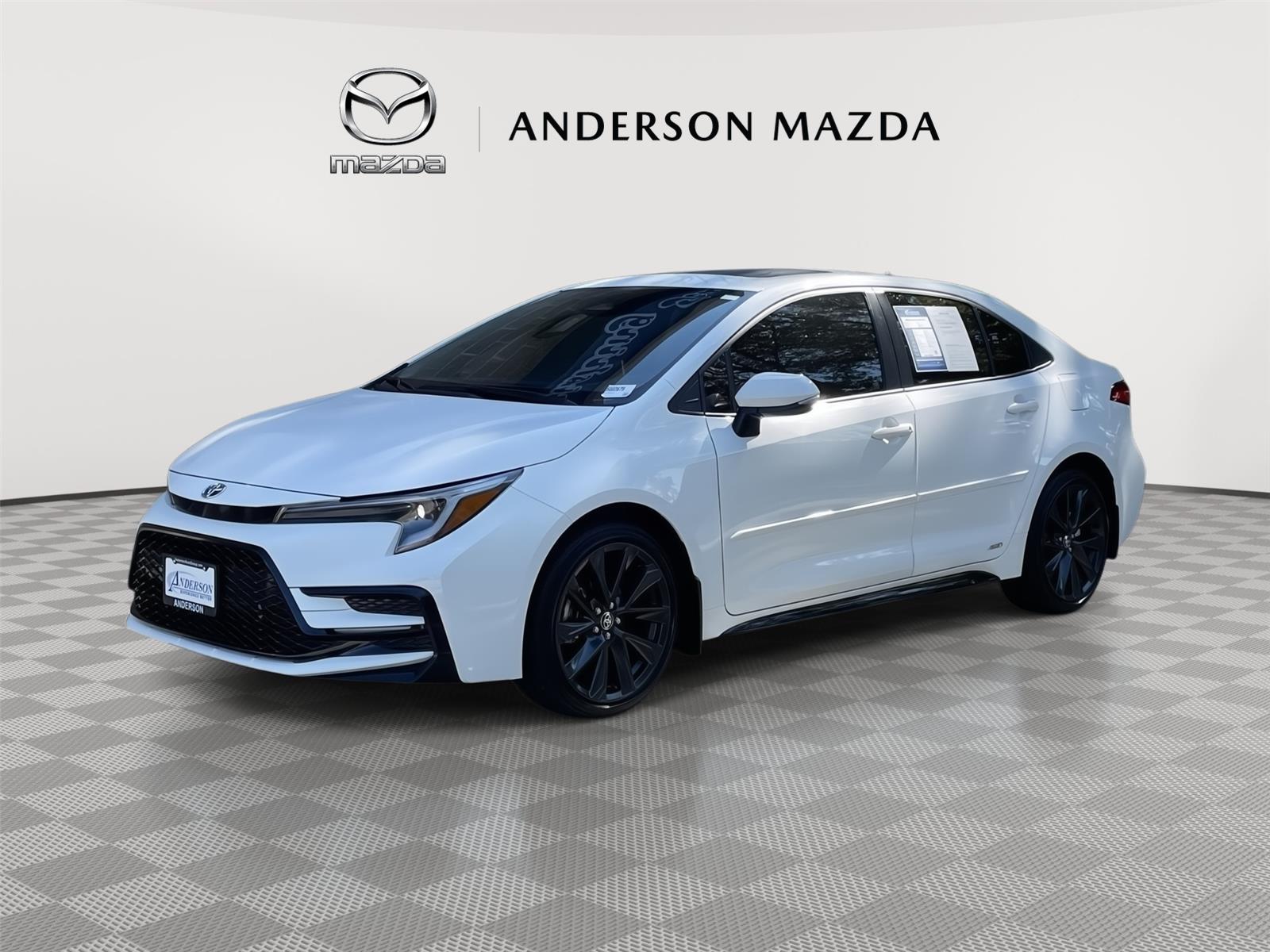 Used 2025 Toyota Corolla Hybrid SE Sedan for sale in Lincoln NE