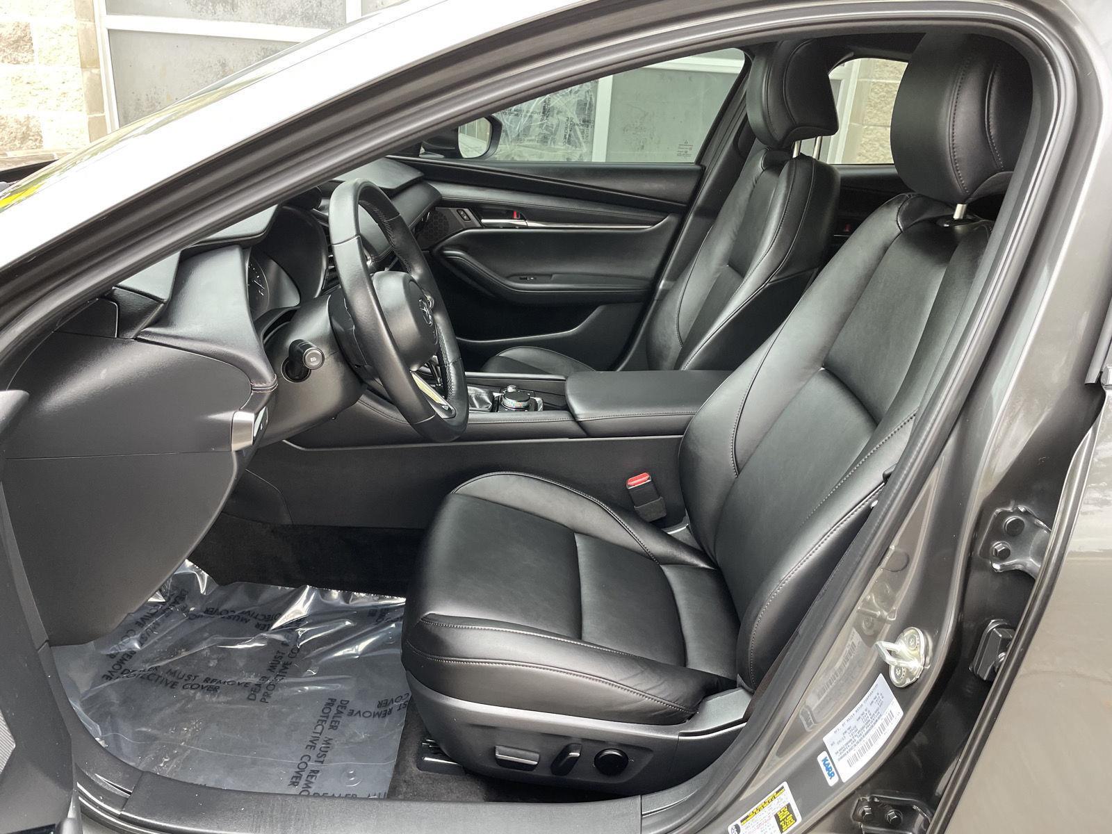 2024 Mazda Mazda3 Hatchback 2.5 s Preferred photo 17