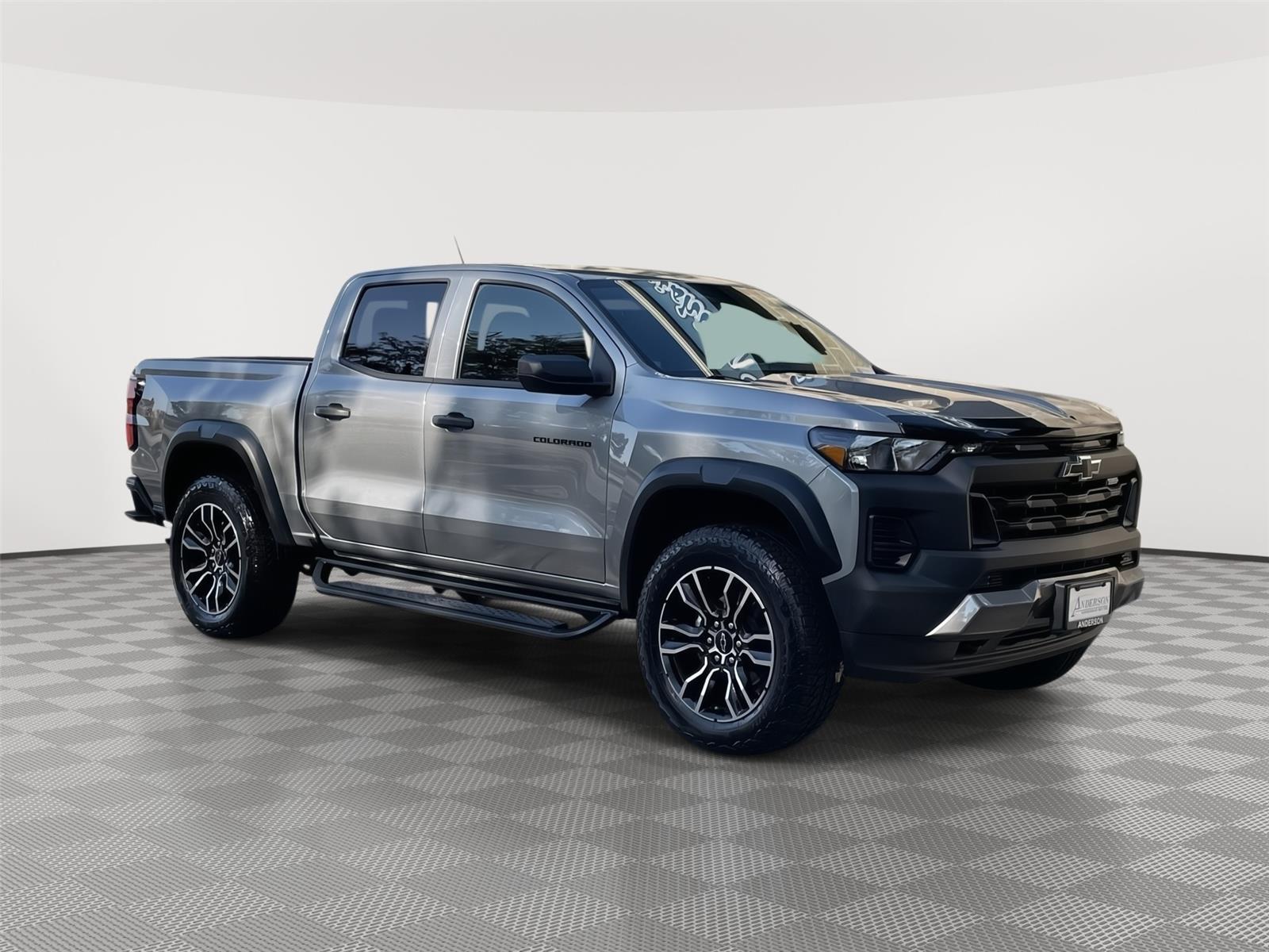 Used 2024 Chevrolet Colorado for sale in Lincoln NE