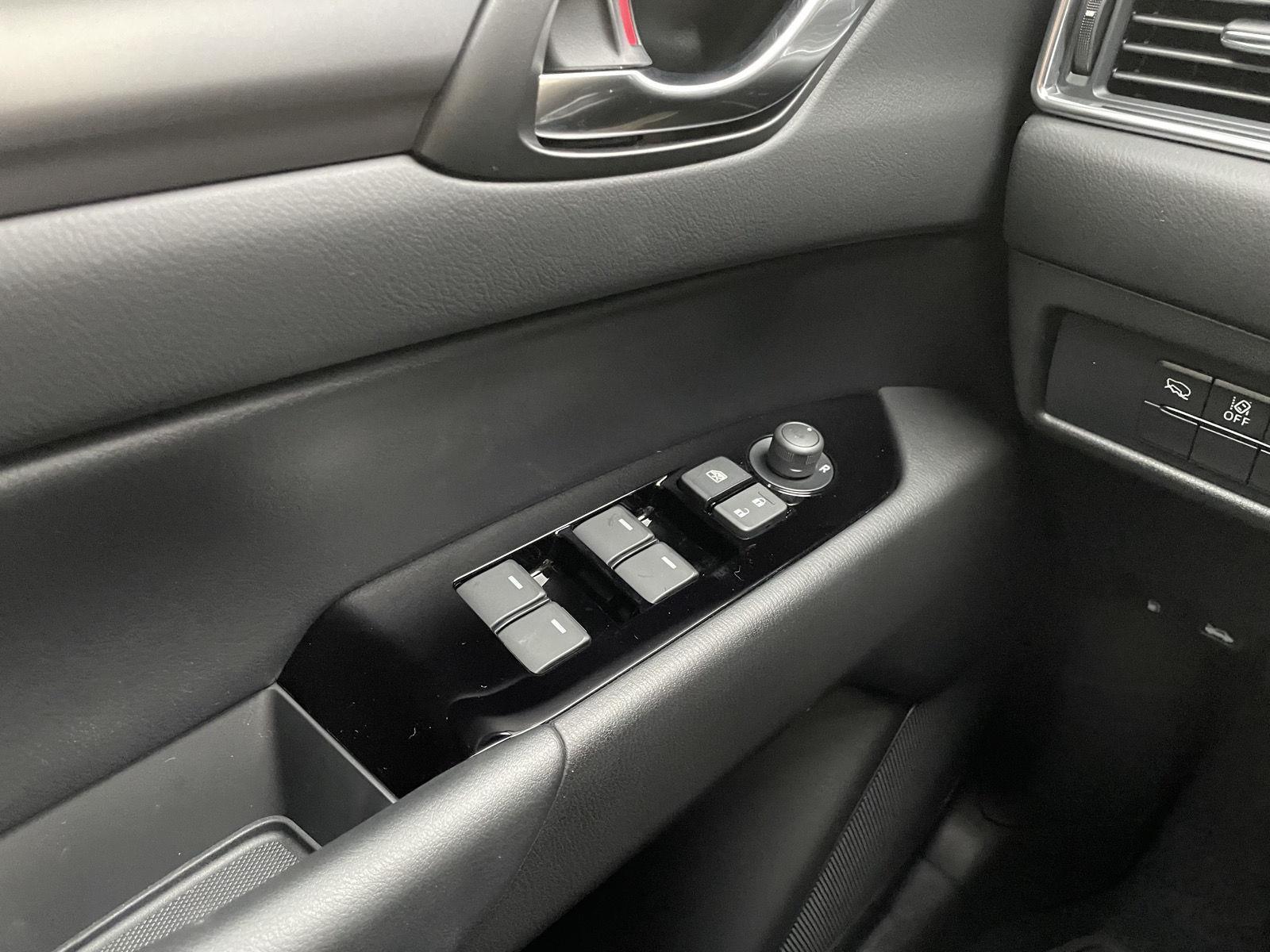 New 2025 Mazda CX-5 for sale in Lincoln NE