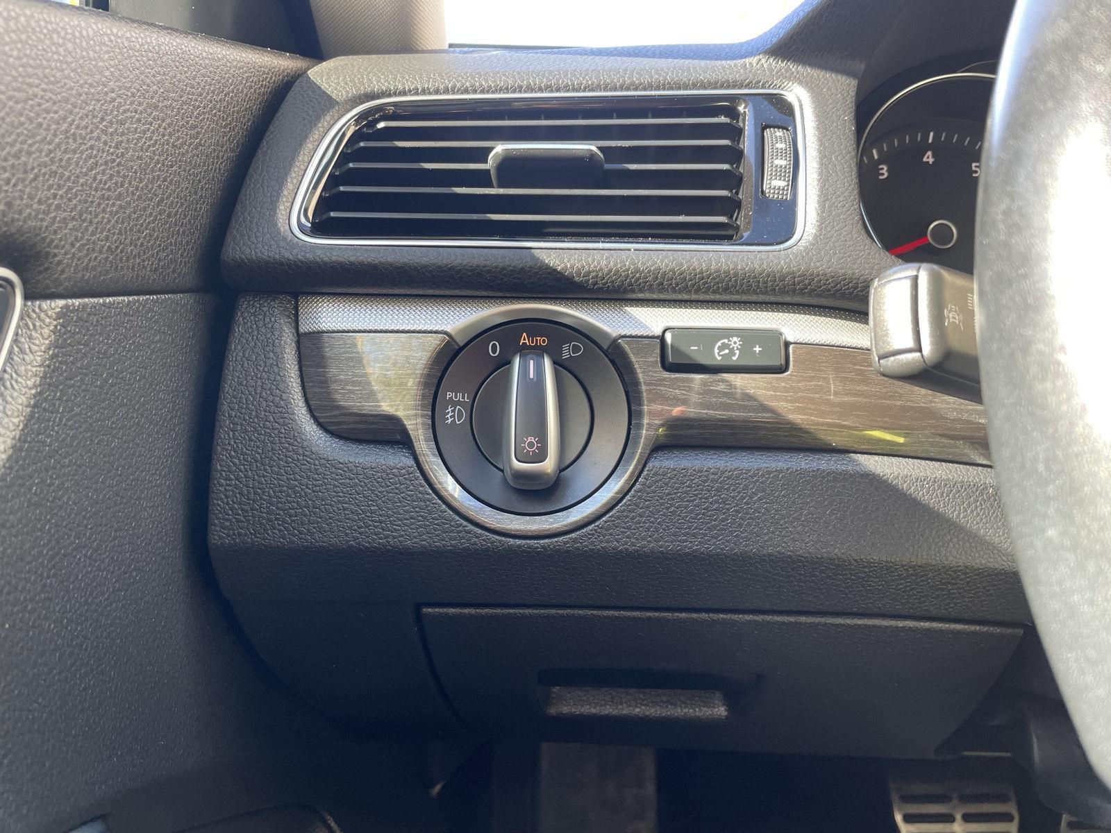 Used 2017 Volkswagen Passat for sale in Lincoln NE