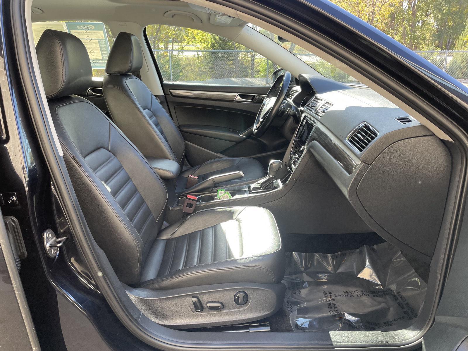 Used 2017 Volkswagen Passat for sale in Lincoln NE