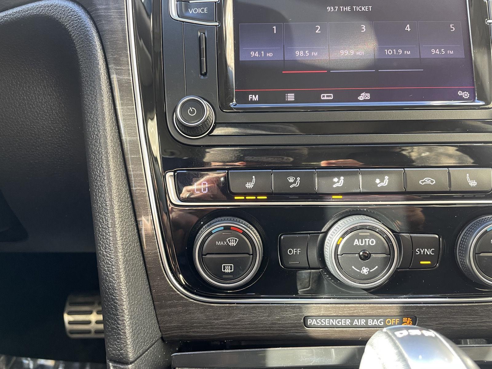 Used 2017 Volkswagen Passat for sale in Lincoln NE