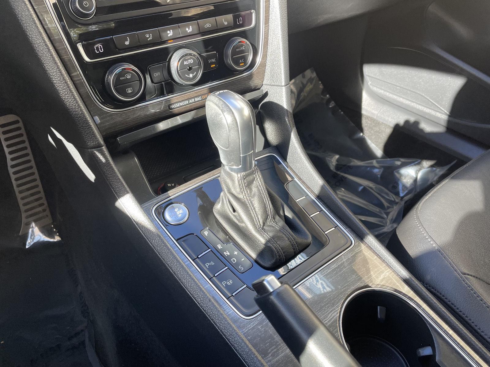 Used 2017 Volkswagen Passat for sale in Lincoln NE