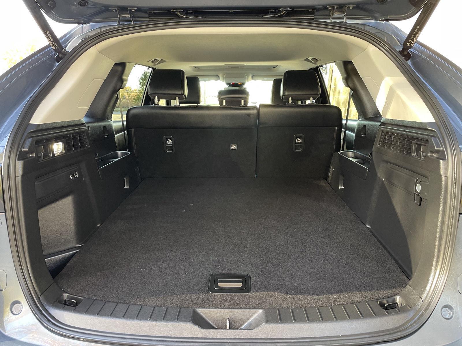 Used 2025 Mazda CX-70 3.3 Turbo Preferred Package SUV/Crossover for sale in Lincoln NE