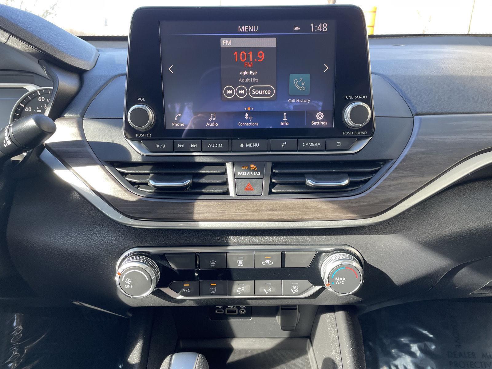 Used 2025 Nissan Altima SV Sedan for sale in Lincoln NE